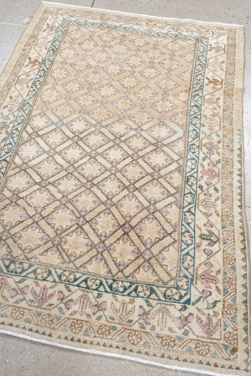 3' x 5' one-of-a-kind handmade antique Sarab small size rug. Color palette: ivory, beige, taupe, teal, blush, camel, brown