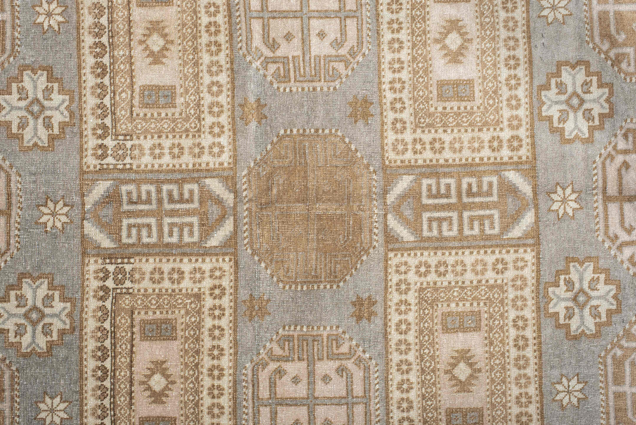 4' x 5' one-of-a-kind handmade vintage Sivas small size rug. Color palette: off-white, light gray, gray, brown, orange