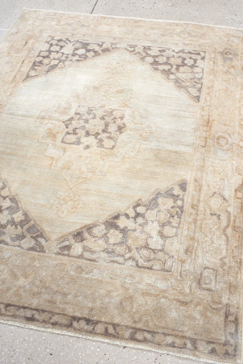 4' x 5' one-of-a-kind handmade antique Hooked small size rug. Color palette: ivory, beige, taupe, charcoal, cream, gray