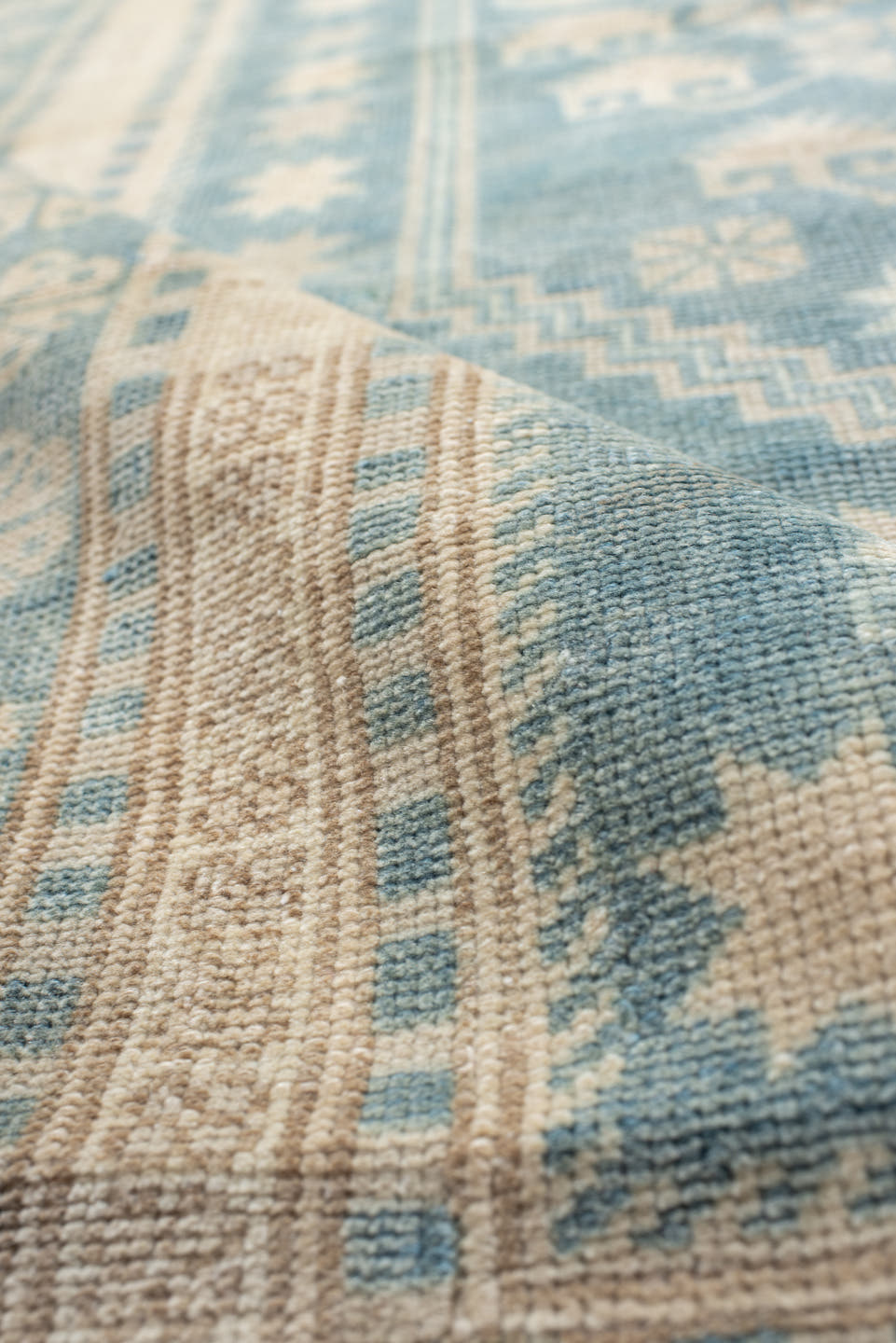 3' x 5' one-of-a-kind handmade antique Ardebil small size rug. Color palette: ivory, sky blue, beige, camel, light blue