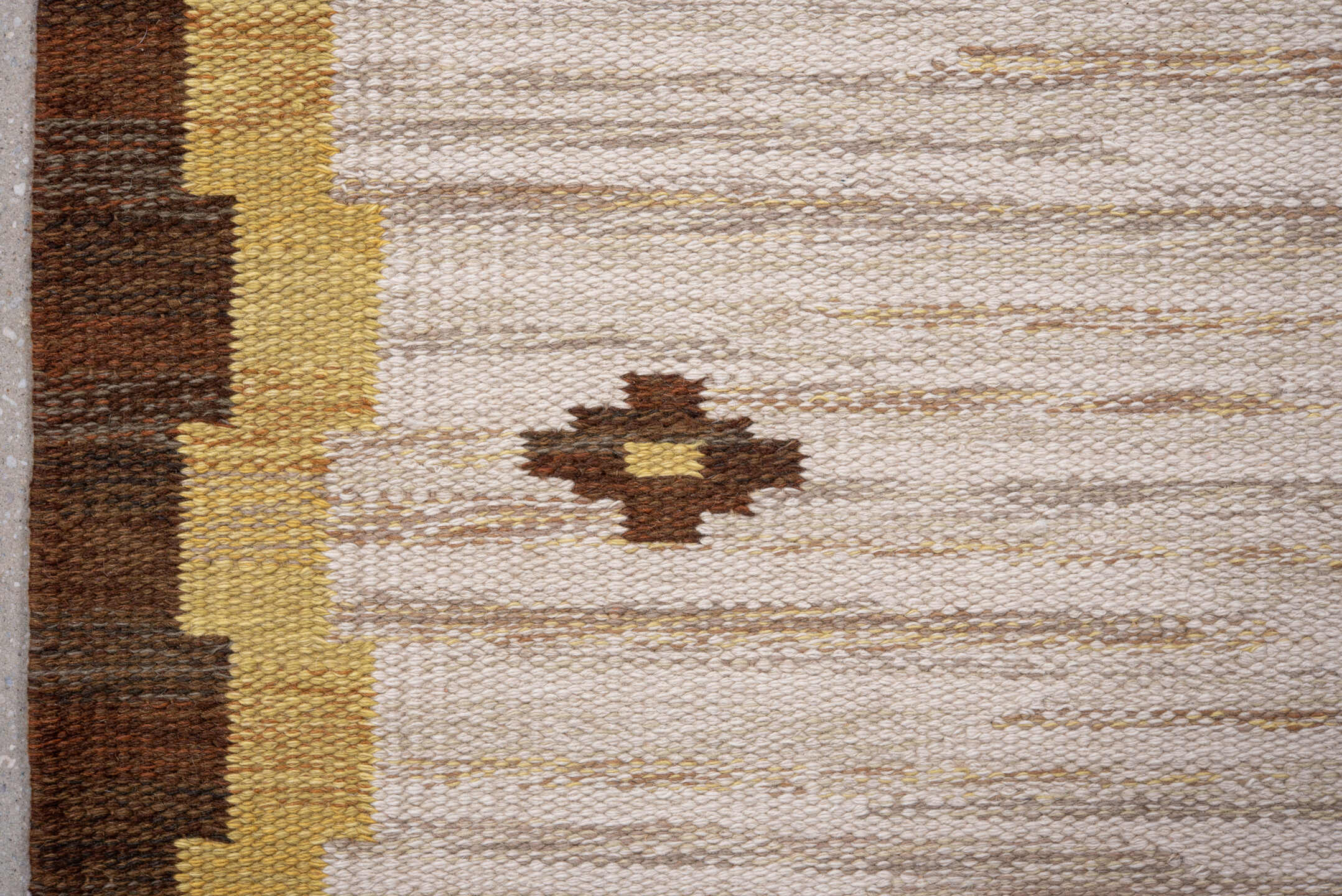 4' x 7' one-of-a-kind handmade vintage Rollaken rug. Color palette: brown, gainsboro, gray, light gray, linen, off-white