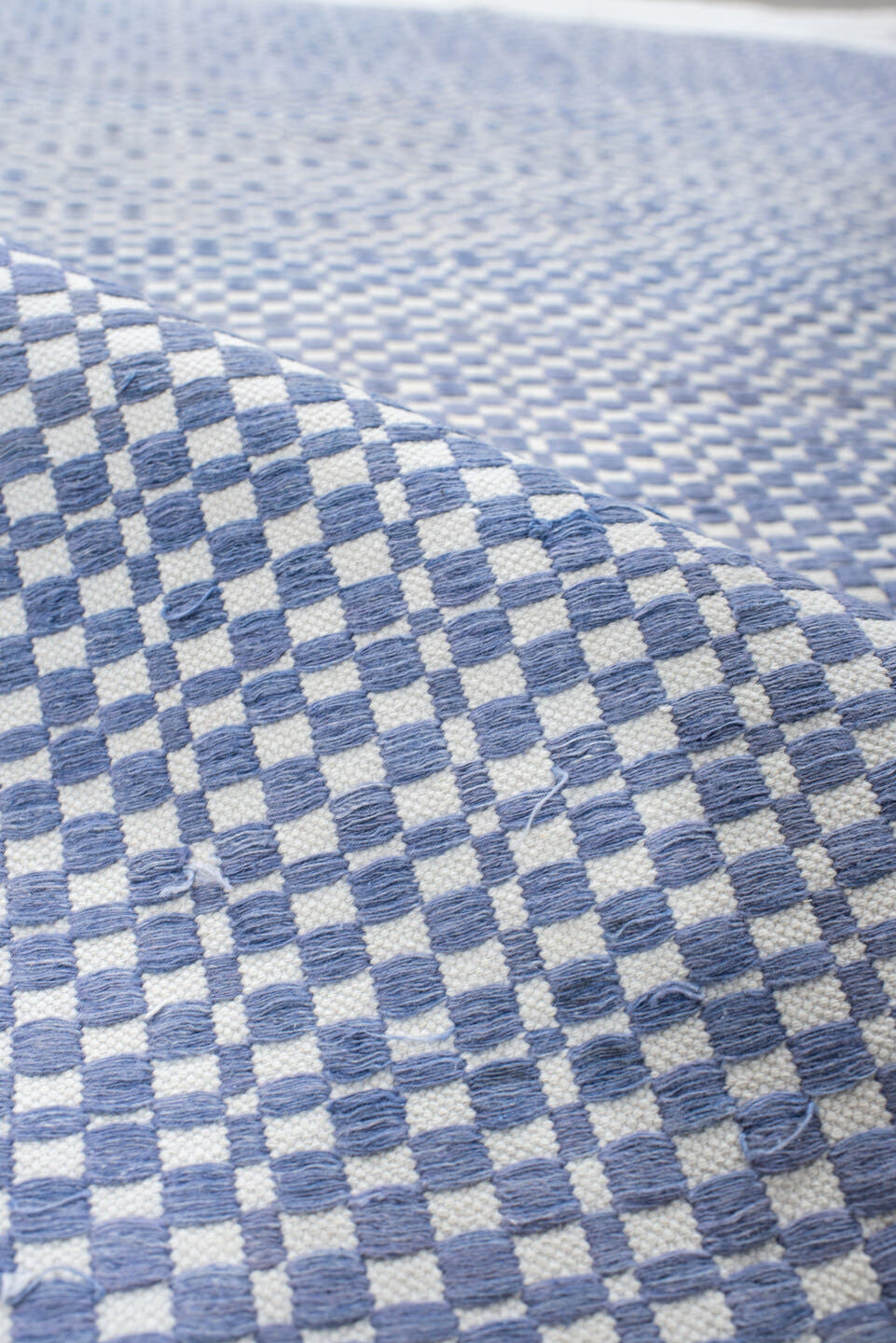 3' x 5' one-of-a-kind handmade vintage Dhurrie small size rug. Color palette: ivory, blue