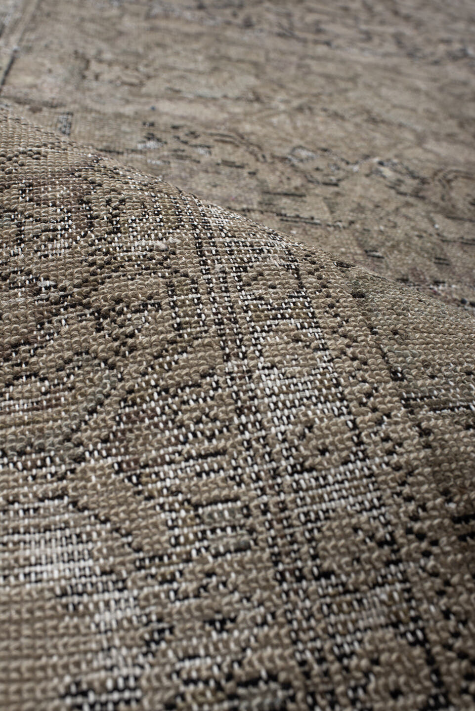 5' x 9' one-of-a-kind handmade vintage Malayer medium size rug. Color palette: taupe, beige, charcoal, ivory, greige, gray