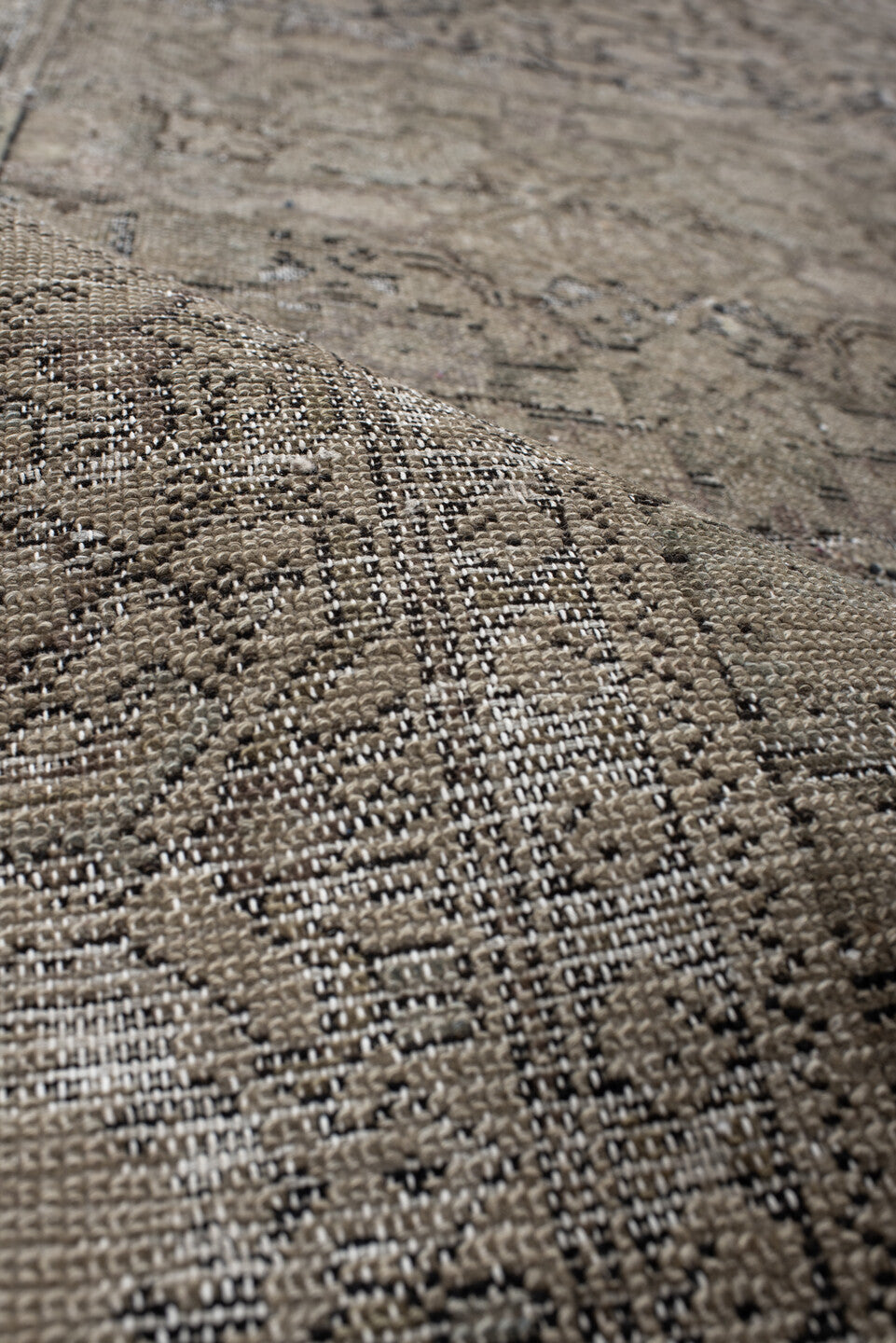5' x 9' one-of-a-kind handmade vintage Malayer medium size rug. Color palette: taupe, beige, charcoal, ivory, greige, gray