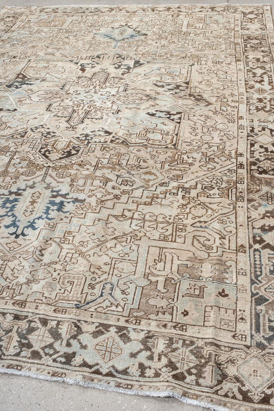 8' x 10' one-of-a-kind handmade vintage Heriz large size rug. Color palette: ivory, taupe, charcoal, light blue, beige