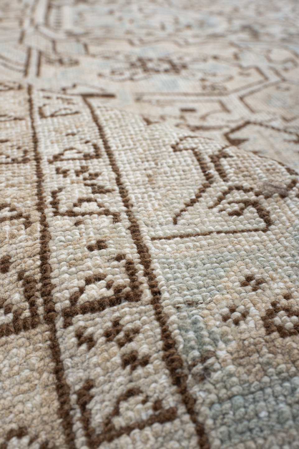 9' x 13' one-of-a-kind handmade antique Heriz large size rug. Color palette: ivory, taupe, brown, pale_blue, cream, gray