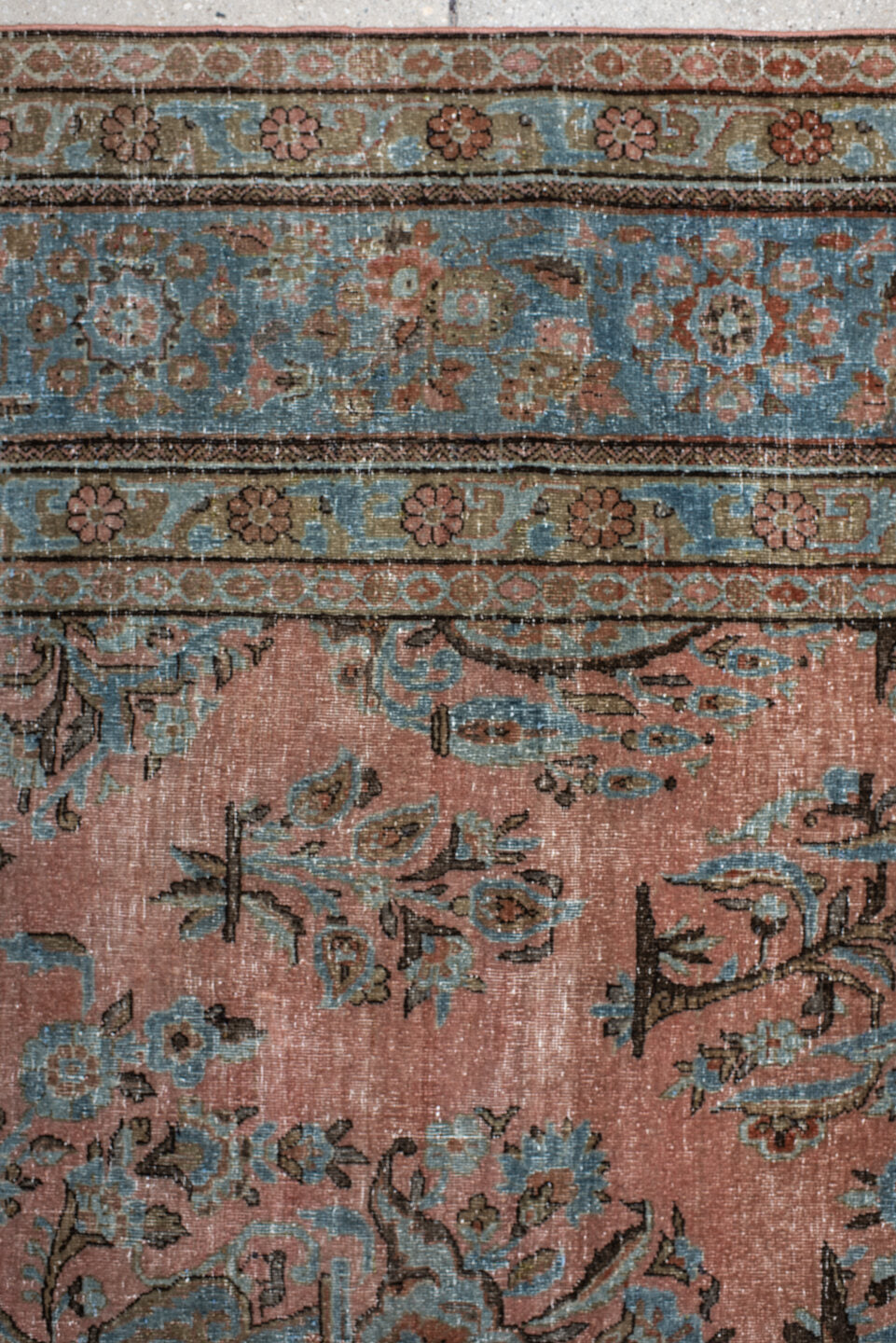 5' x 8' one-of-a-kind handmade vintage Kashan medium size rug. Color palette: pink, gray, brown, light gray, blue, off-white