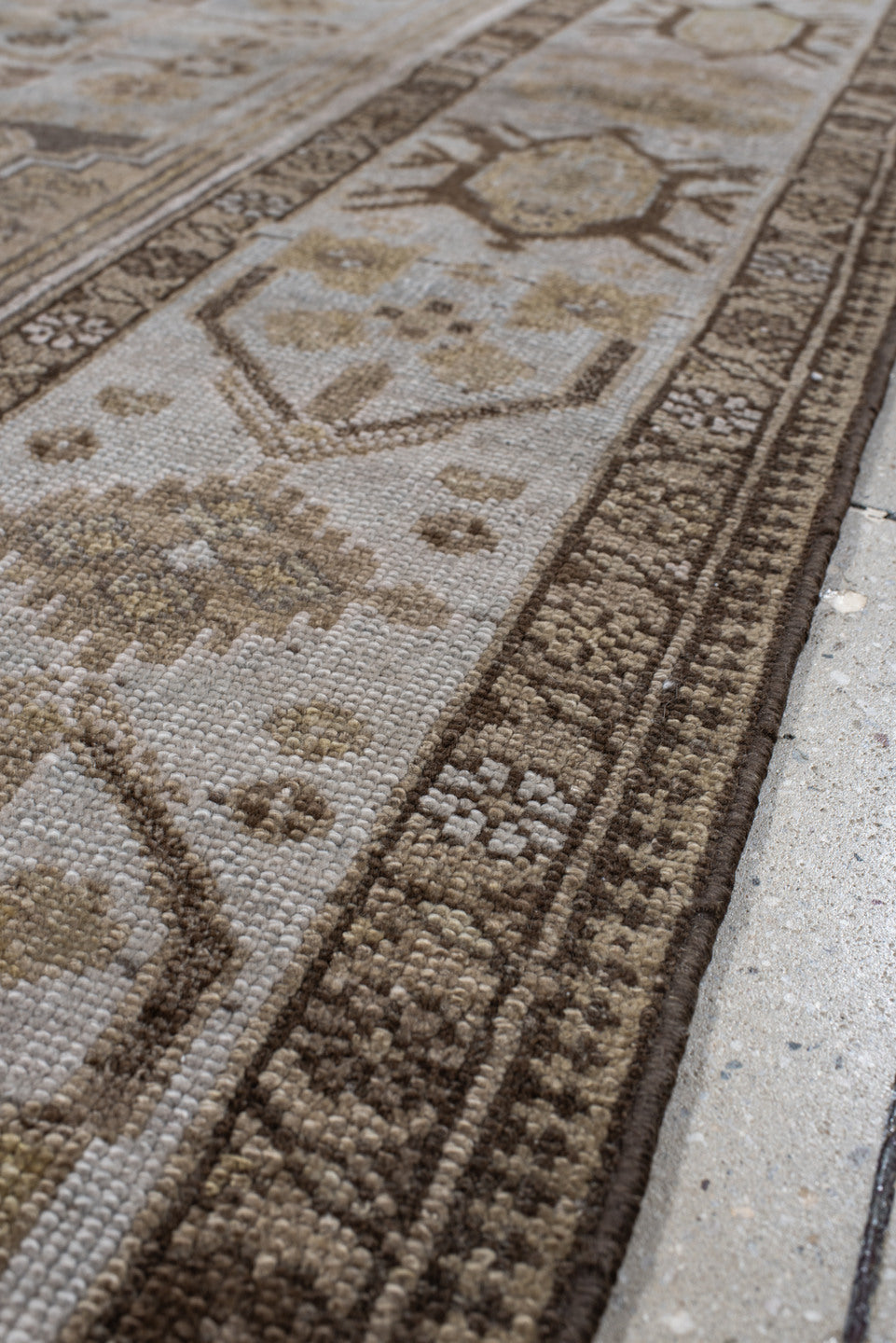 4' x 6' one-of-a-kind handmade vintage Sarab small size rug. Color palette: ivory, light blue, taupe, brown, camel, sage