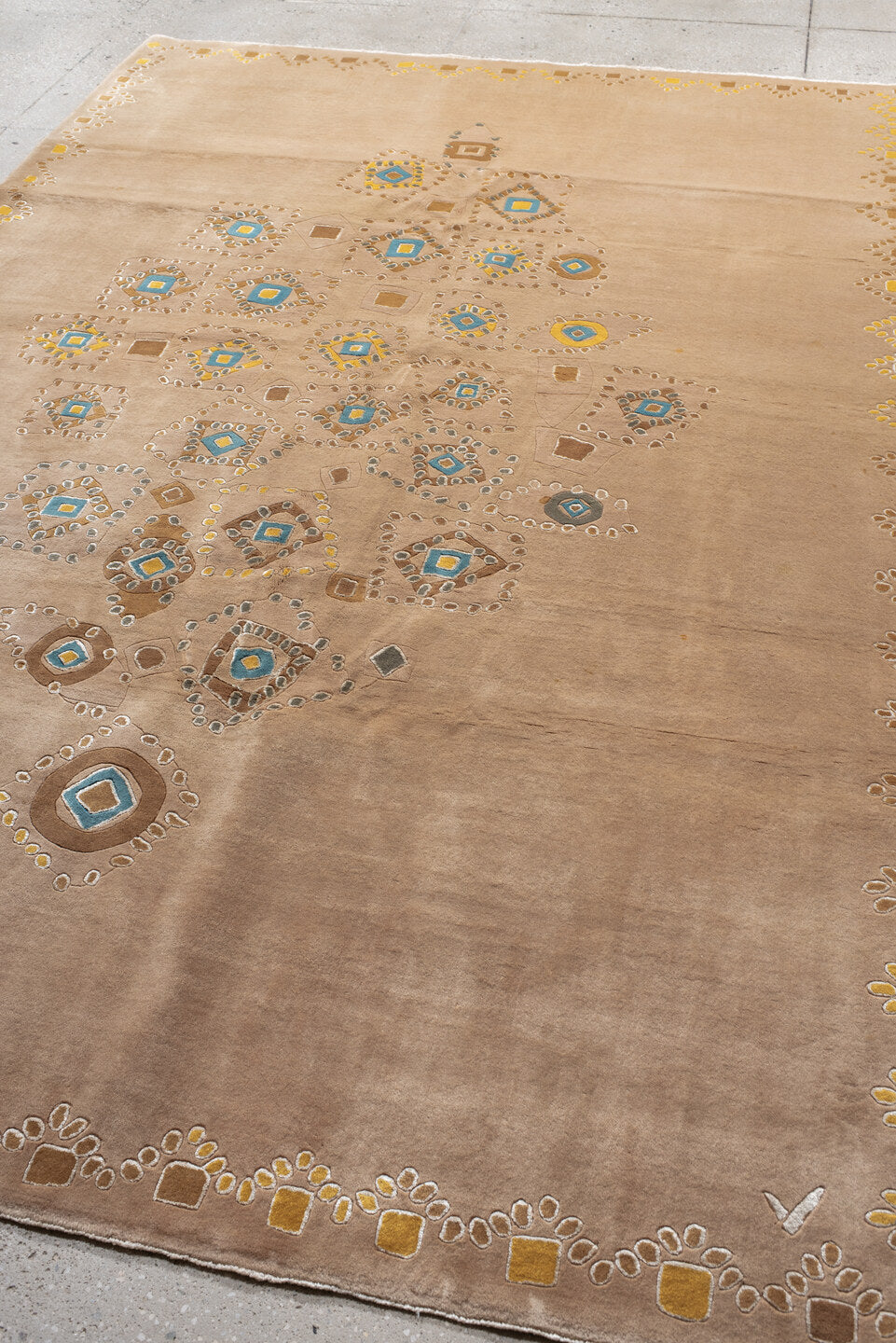 6' x 9' one-of-a-kind handmade vintage Kashan medium size rug. Color palette: camel, taupe, gold, ivory, slate, teal, beige