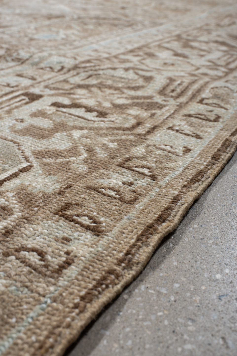 8' x 10' one-of-a-kind handmade vintage Heriz large size rug. Color palette: taupe, ivory, beige, brown, pale blue, gray