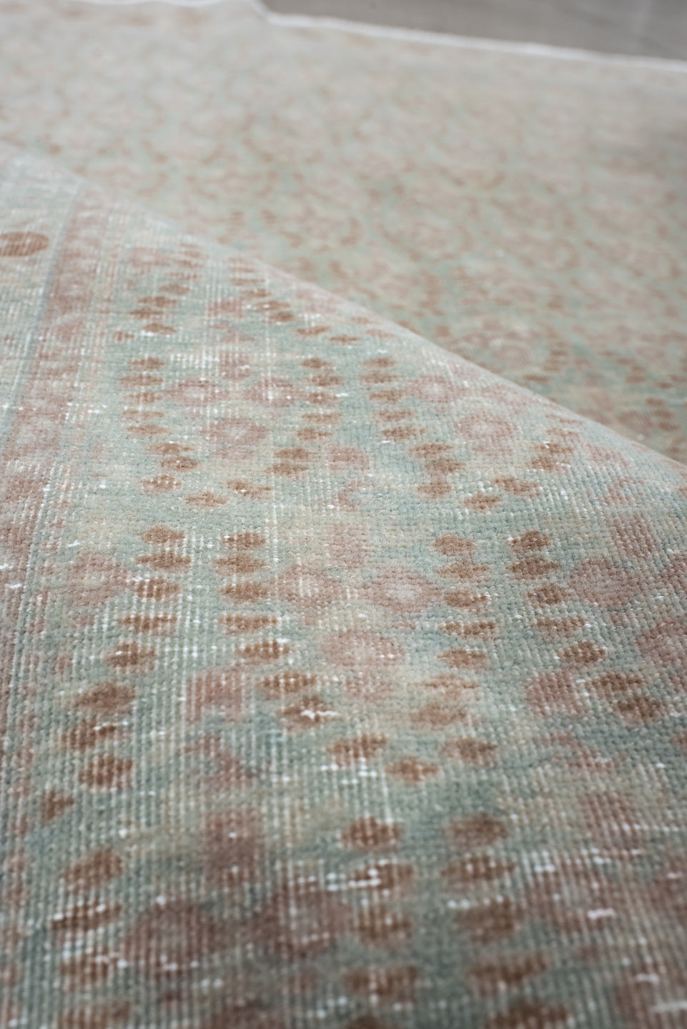 5' x 7' one-of-a-kind handmade vintage Mir medium size rug. Color palette: aqua, ivory, rust, blush, beige, teal, terracotta