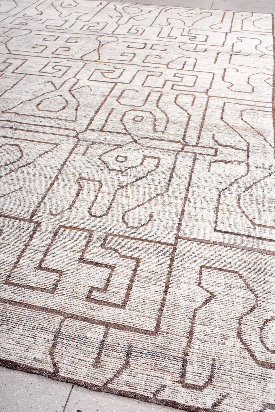 9' x 12' one-of-a-kind handmade vintage Tulu large size rug. Color palette: brown, dark gray, dim gray, gainsboro, gray