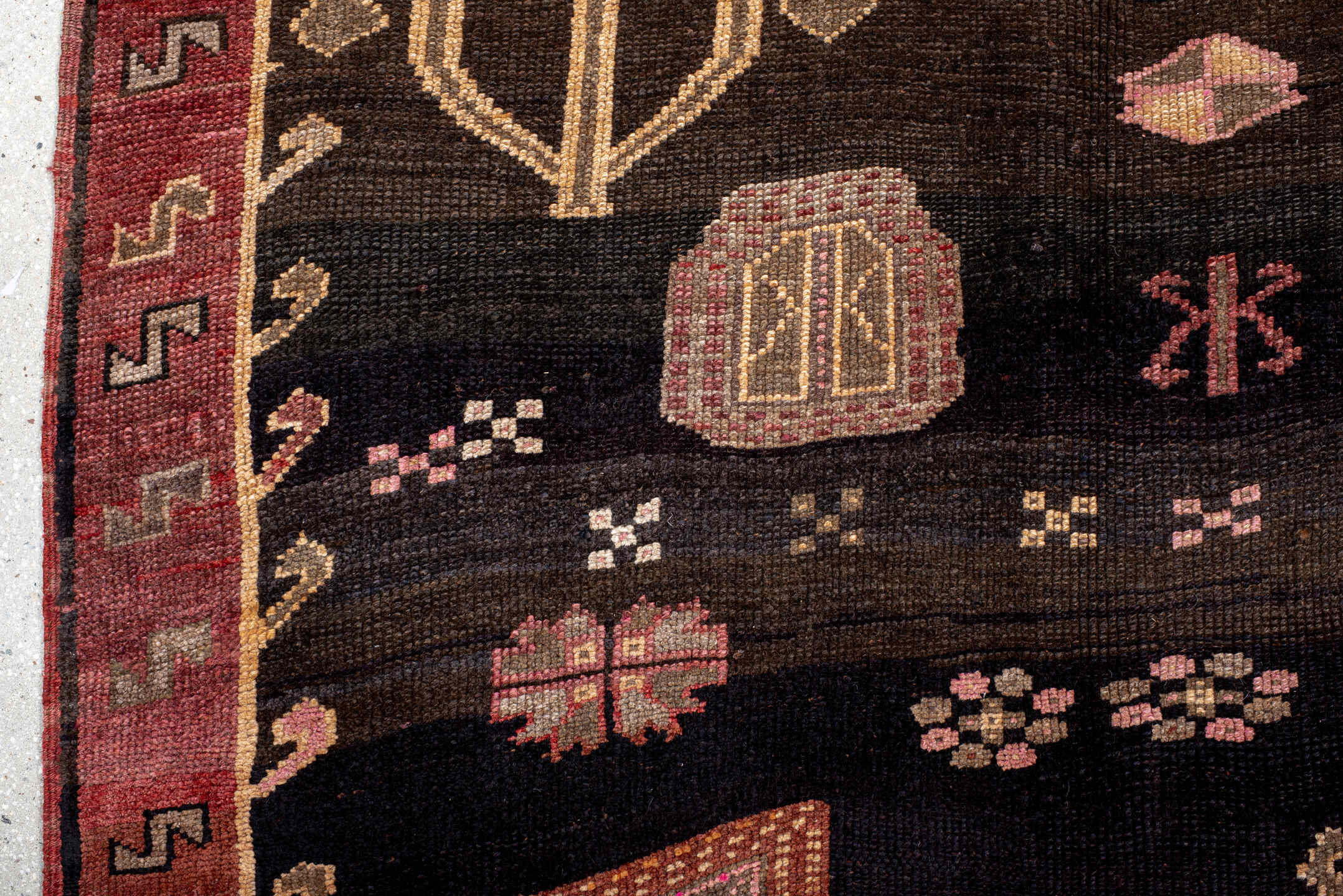 8' x 10' one-of-a-kind handmade antique Kars large size rug. Color palette: charcoal, rust, ivory, rose, apricot, taupe