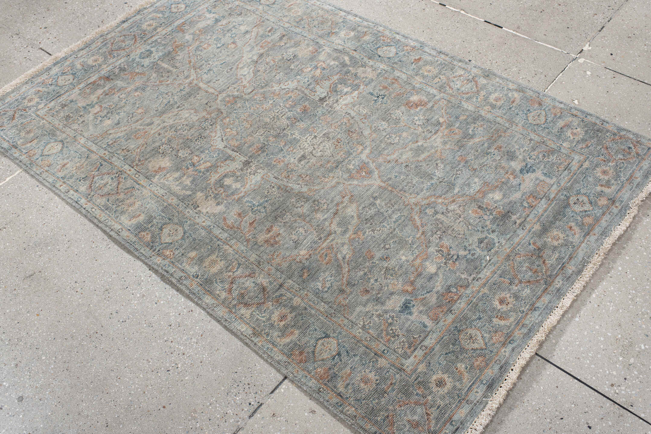 5' x 3' one-of-a-kind handmade vintage Oushak rug. Color palette: gray, light gray, off-white, pink, dim gray, dark gray