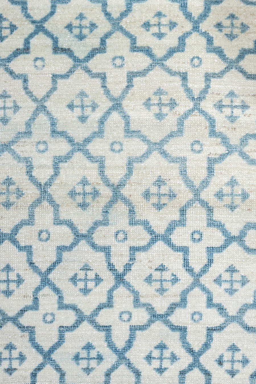 8' x 10' one-of-a-kind handmade antique Sivas large size rug. Color palette: ivory, pale blue, sky blue, cream, light aqua