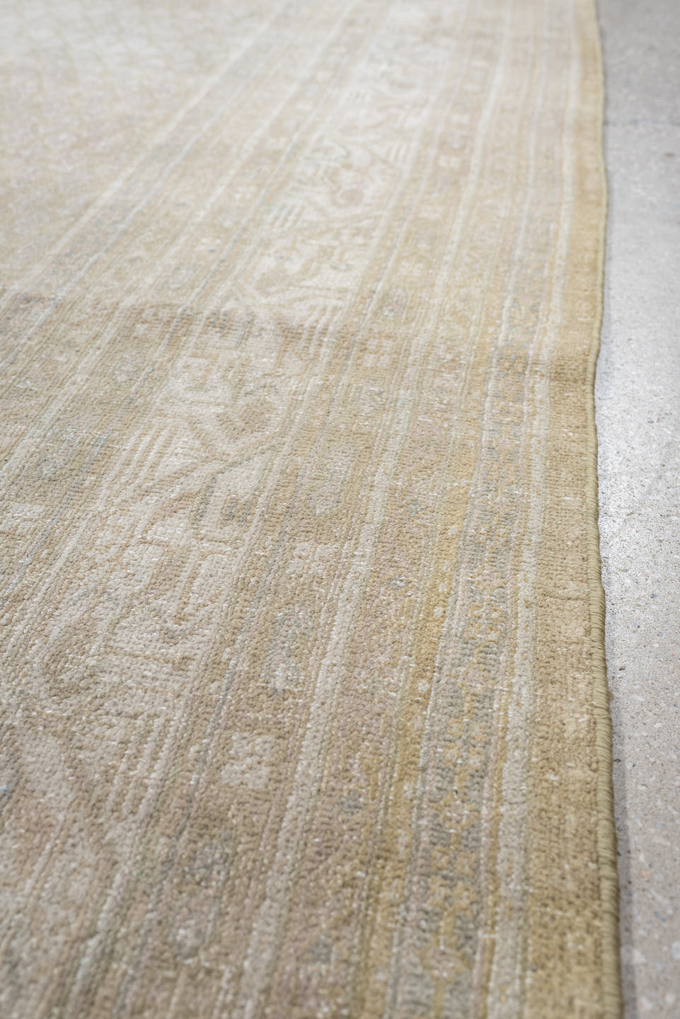 7' x 10' one-of-a-kind handmade antique Mir large size rug. Color palette: ivory, beige, sand, taupe, cream, light gray