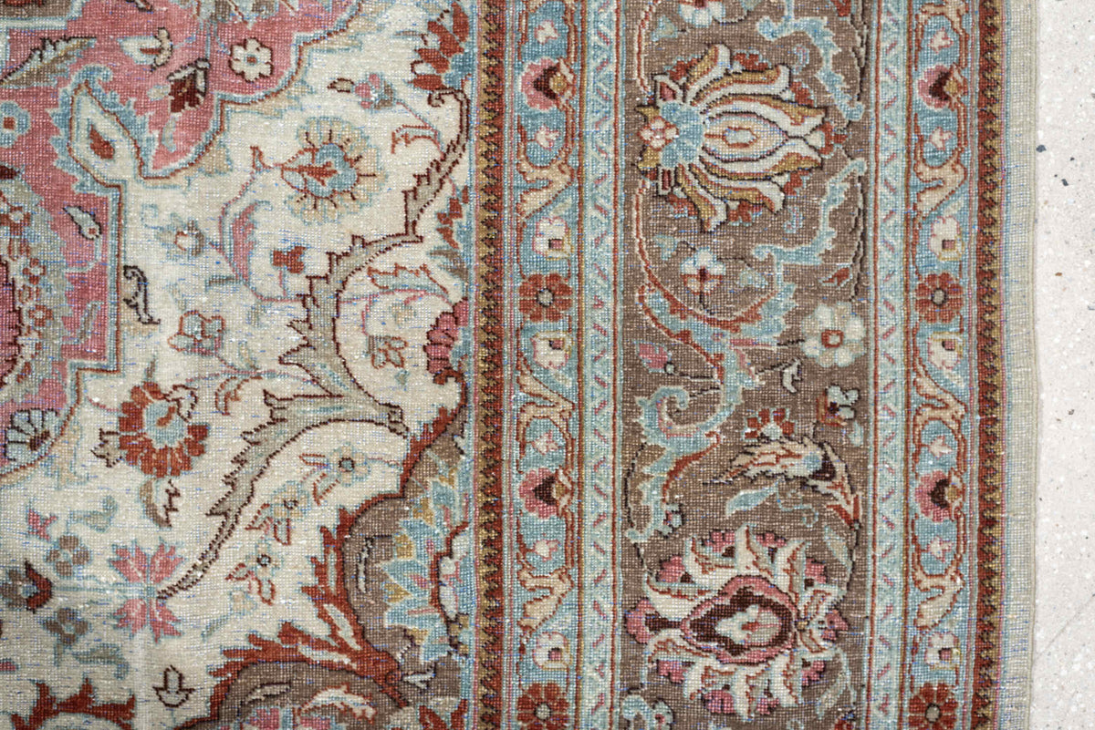 9' x 11' one-of-a-kind handmade antique Sarouk large size rug. Color palette: ivory, taupe, dusty rose, teal, terracotta