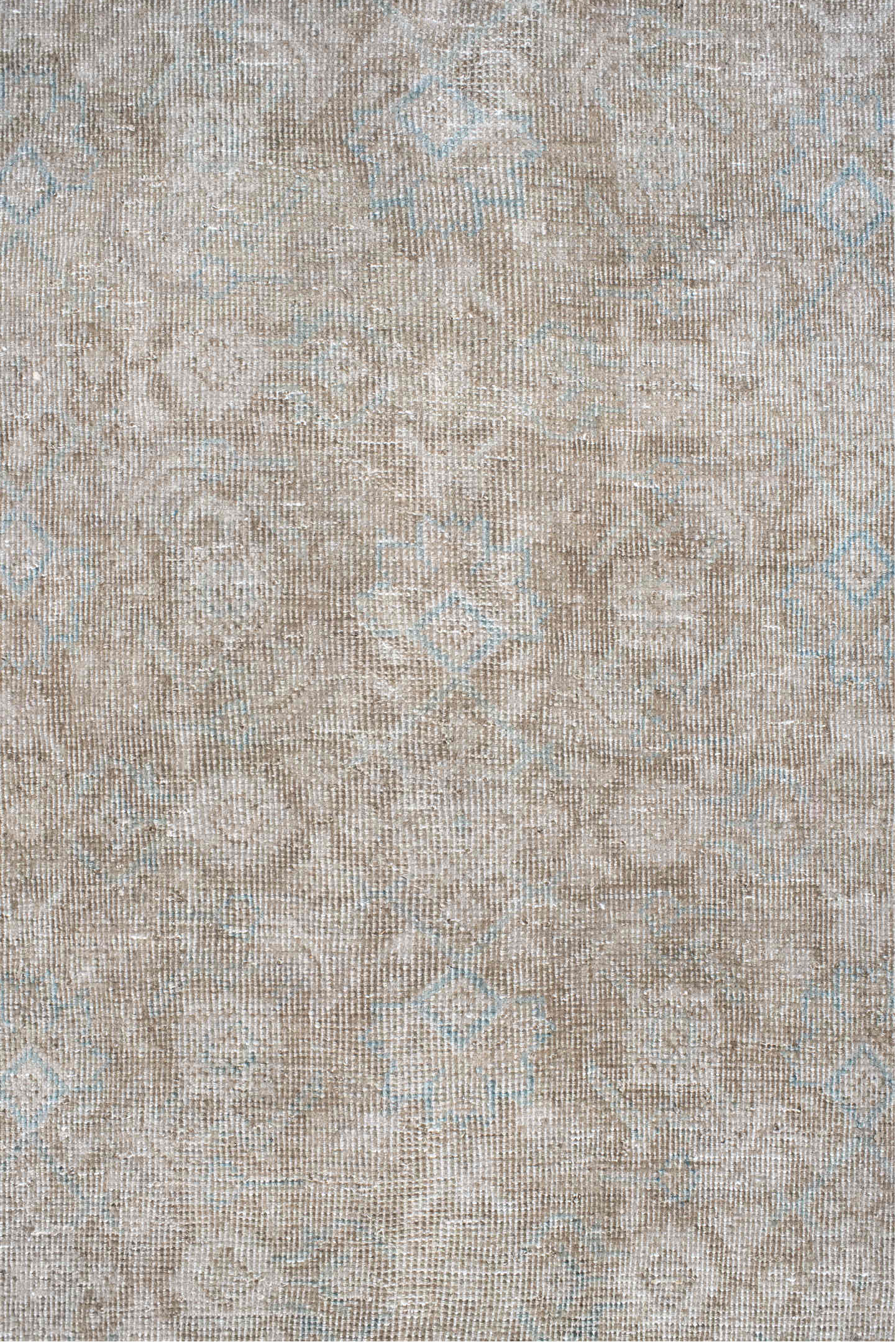 9' x 13' one-of-a-kind handmade vintage Mahal large size rug. Color palette: dark gray, gainsboro, gray, light gray