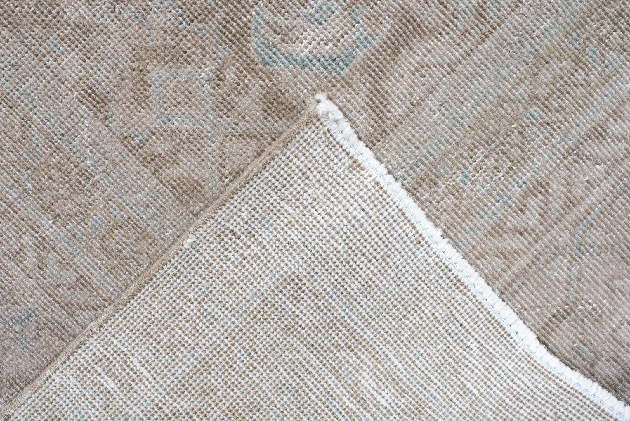 9' x 13' one-of-a-kind handmade vintage Mahal large size rug. Color palette: ivory, taupe, beige, cream, pale blue, sand