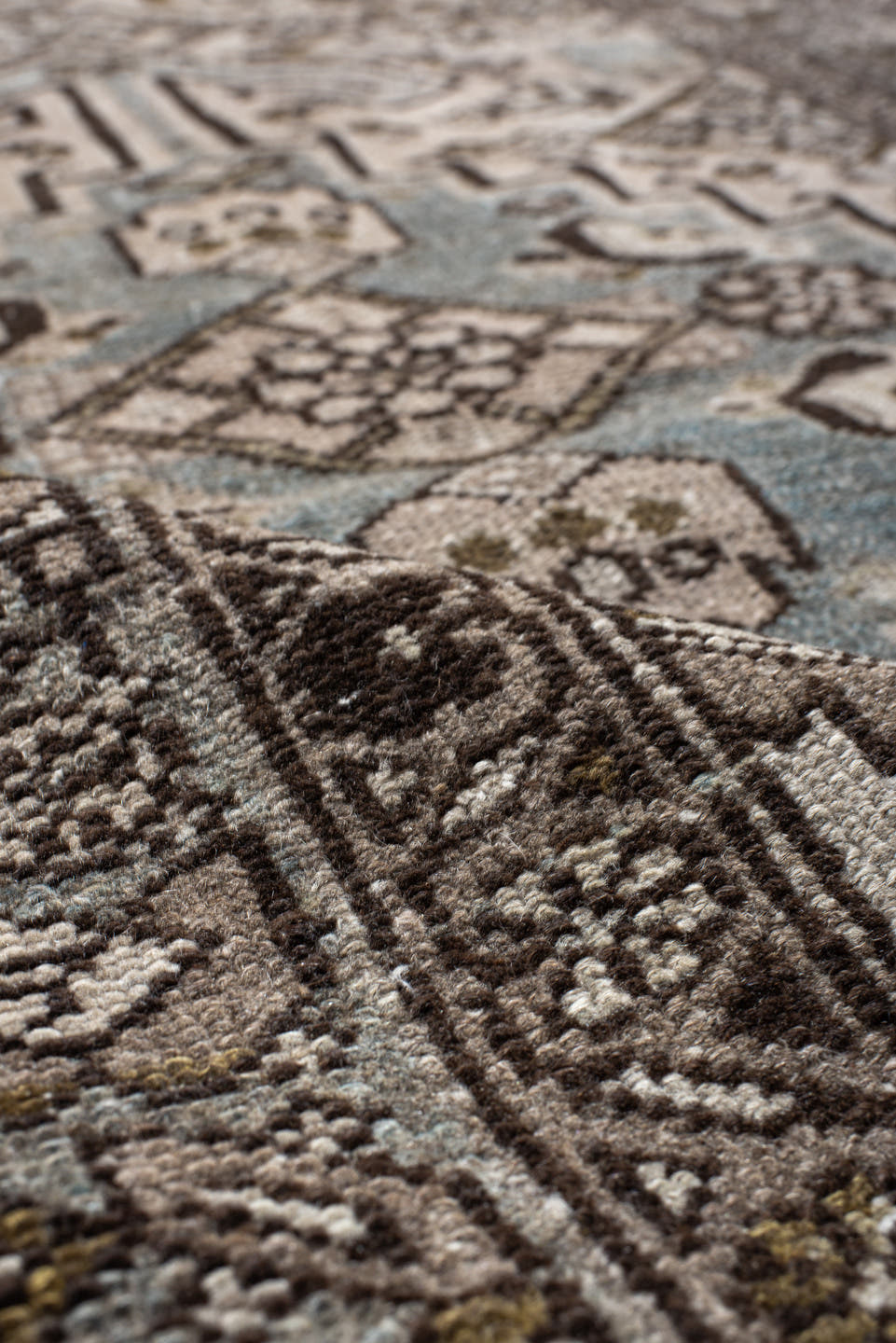 4' x 6' one-of-a-kind handmade vintage Heriz small size rug. Color palette: ivory, taupe, sky_blue, brown, charcoal, camel