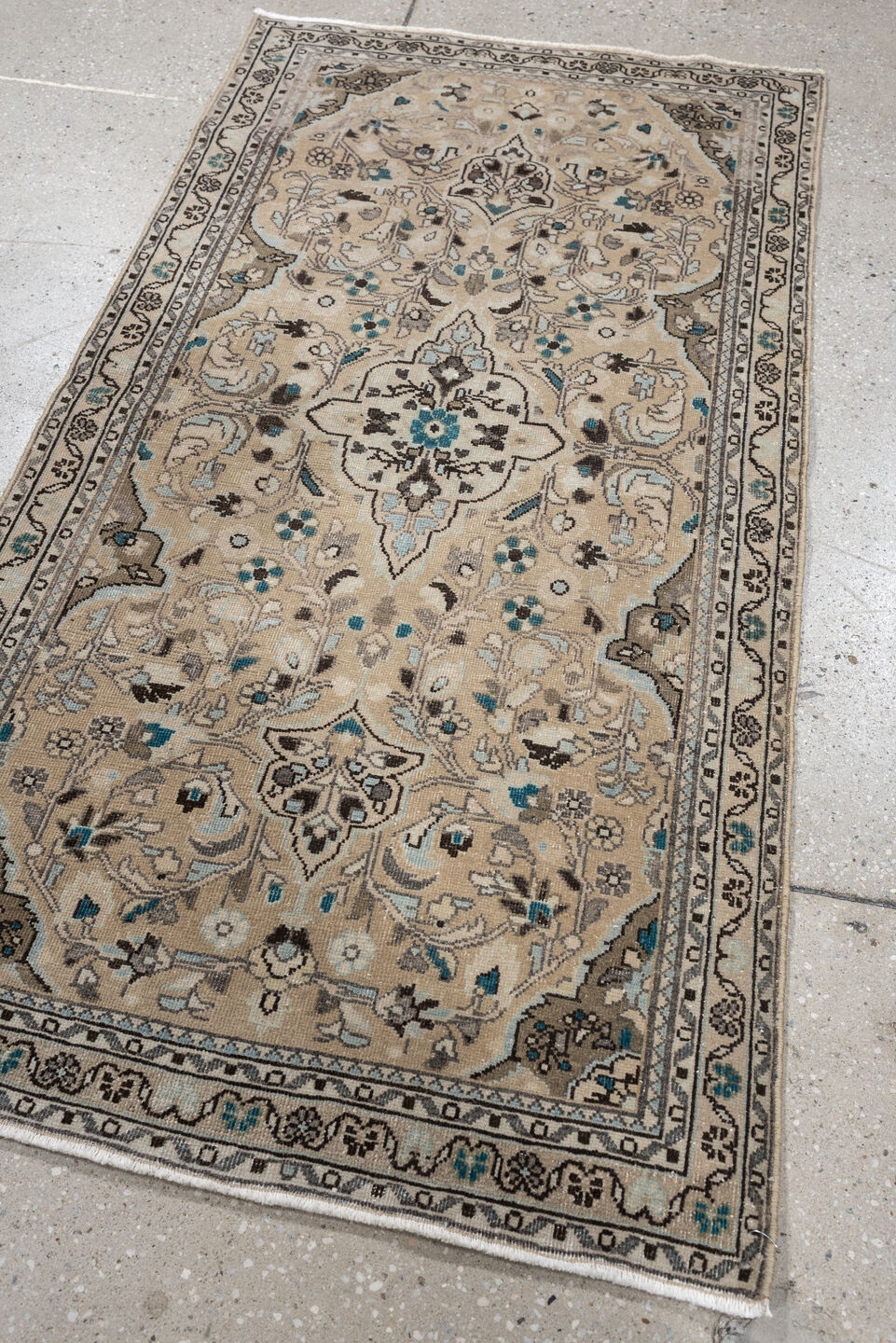 2' x 4' one-of-a-kind handmade antique Sarouk small size rug. Color palette: ivory, taupe, dark brown, teal, blue gray