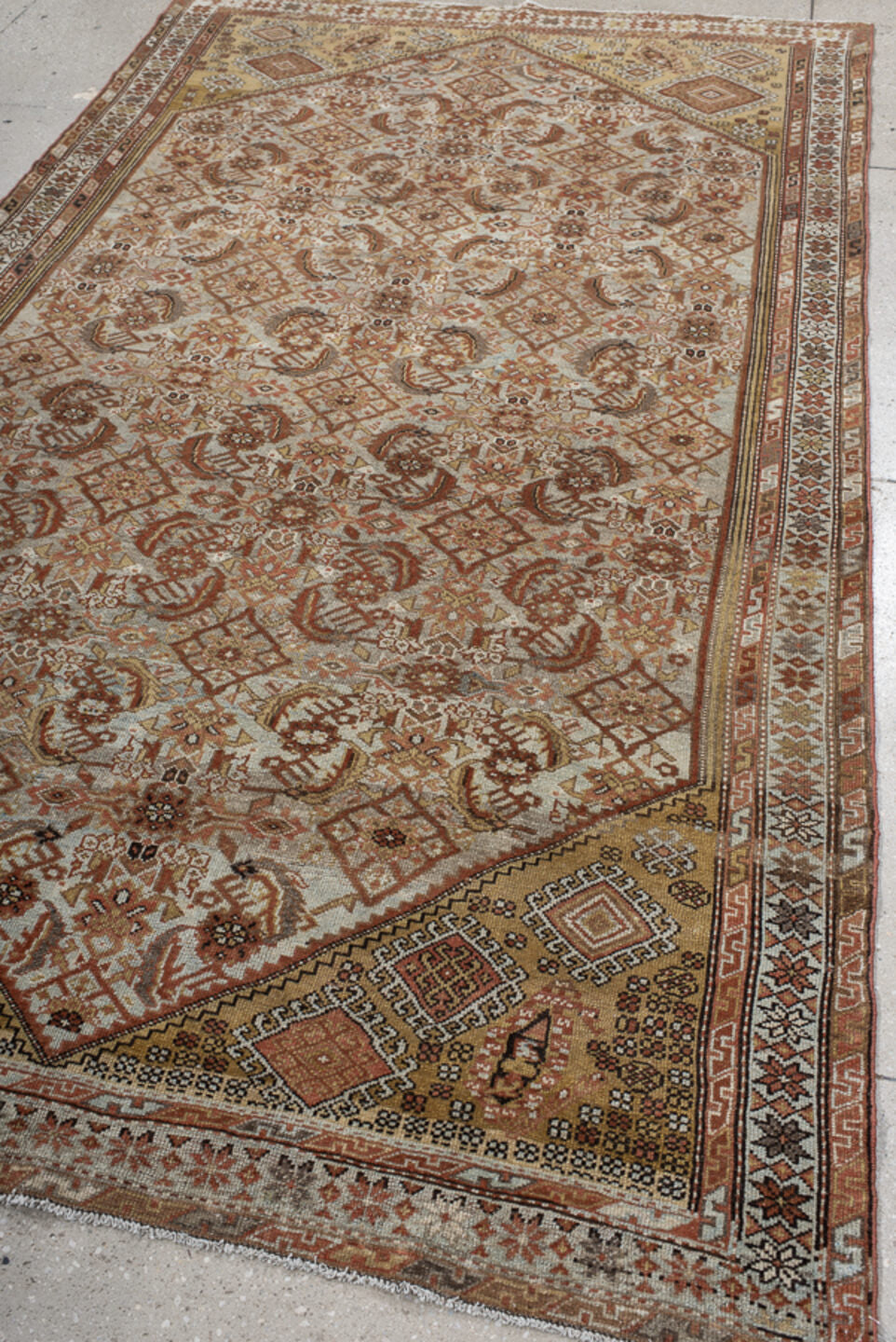 5' x 9' one-of-a-kind handmade vintage Malayer medium size rug. Color palette: ivory, camel, rust, brown, taupe, terracotta