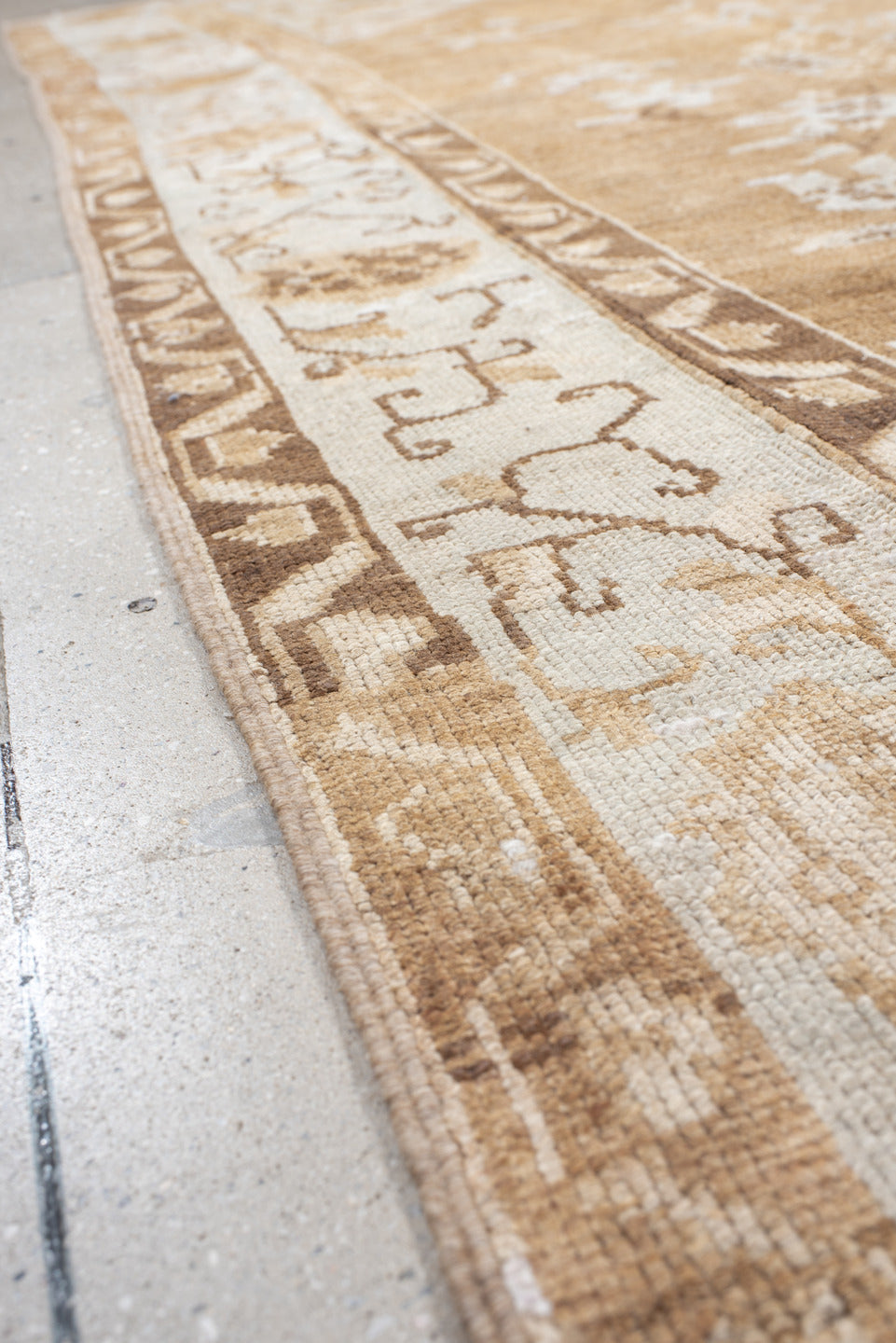 7' x 10' one-of-a-kind handmade vintage Oushak large size rug. Color palette: camel, ivory, taupe, beige, sand, brown, gray
