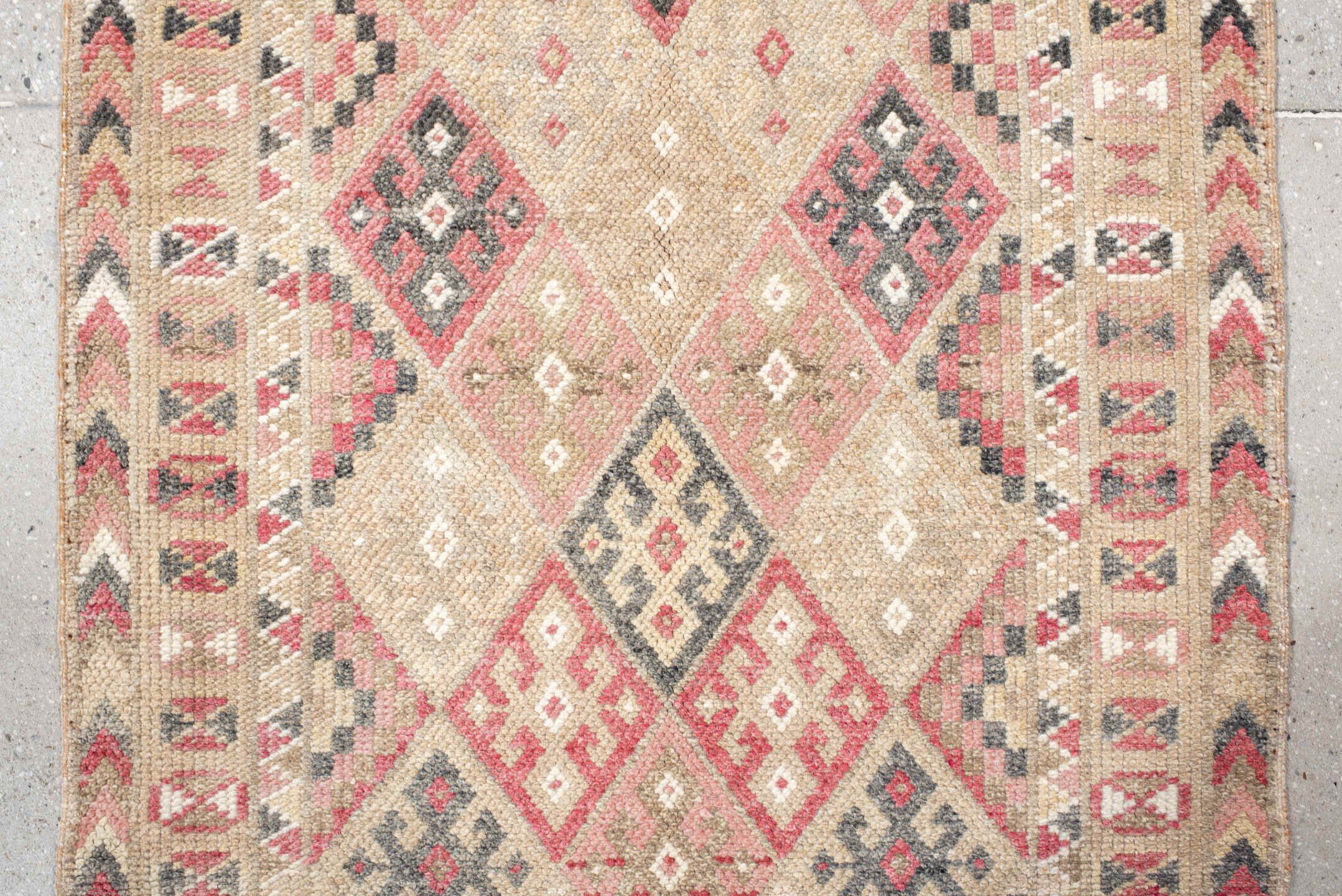 2' x 10' one-of-a-kind handmade vintage Kars runner rug. Color palette: antiquewhite, blanched almond, brown, dim gray, gray