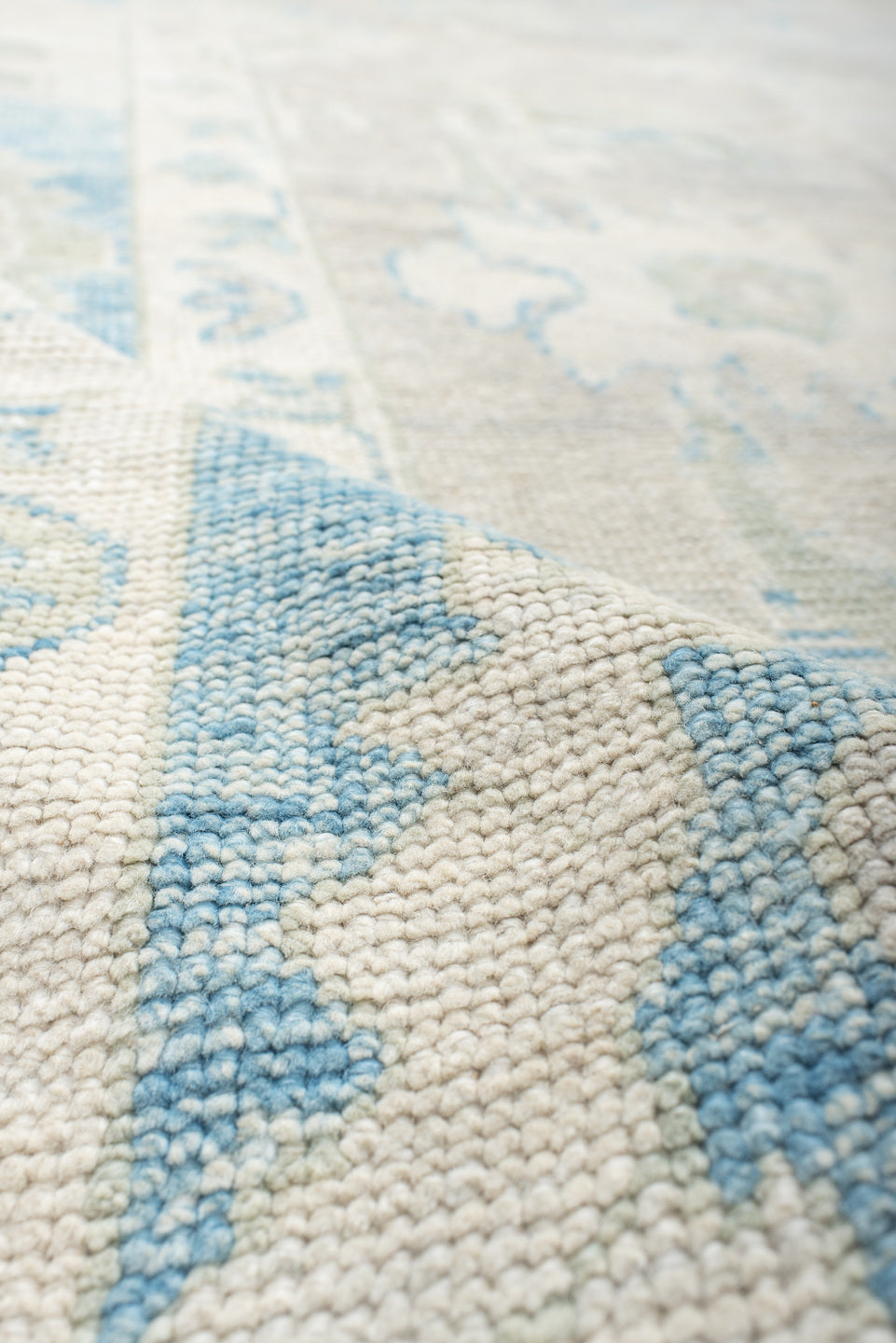 10' x 14' one-of-a-kind handmade vintage Oushak large size rug. Color palette: off-white, gray, light gray, light blue