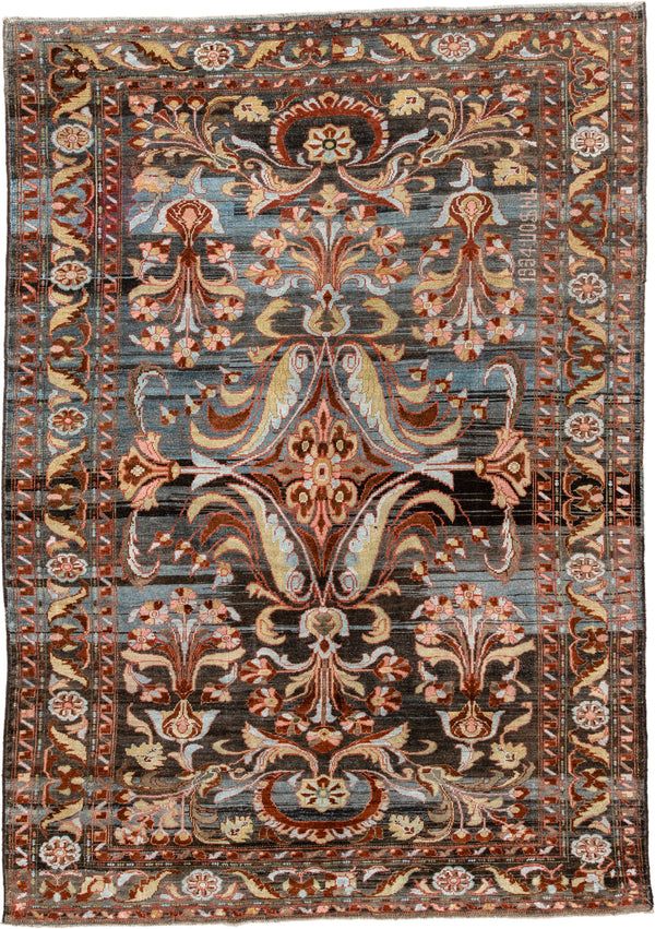 Medallion Baktiary Rugs