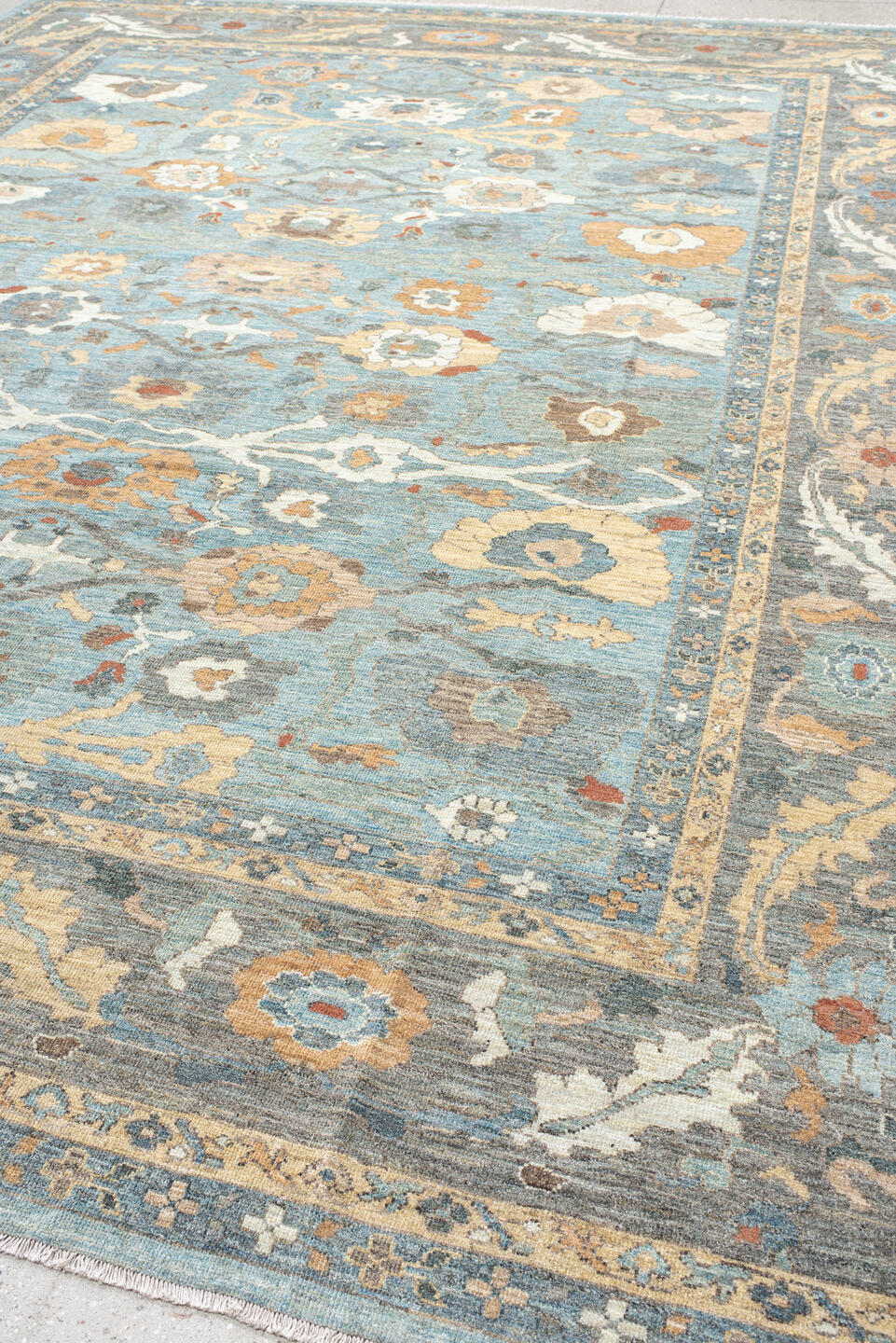 11' x 15' one-of-a-kind handmade vintage Sultanabad oversize rug. Color palette: light blue, gray, ivory, peach, taupe, rust
