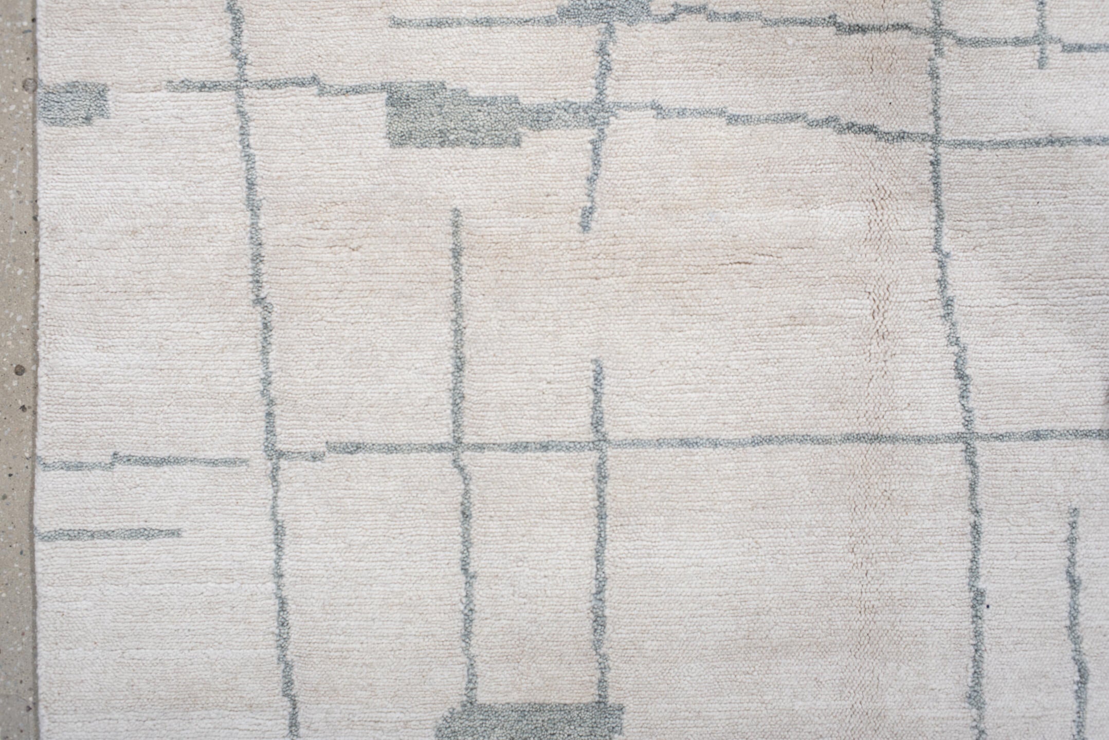 8' x 10' one-of-a-kind handmade vintage Tribeca large size rug. Color palette: ivory, pale blue, cream, light gray