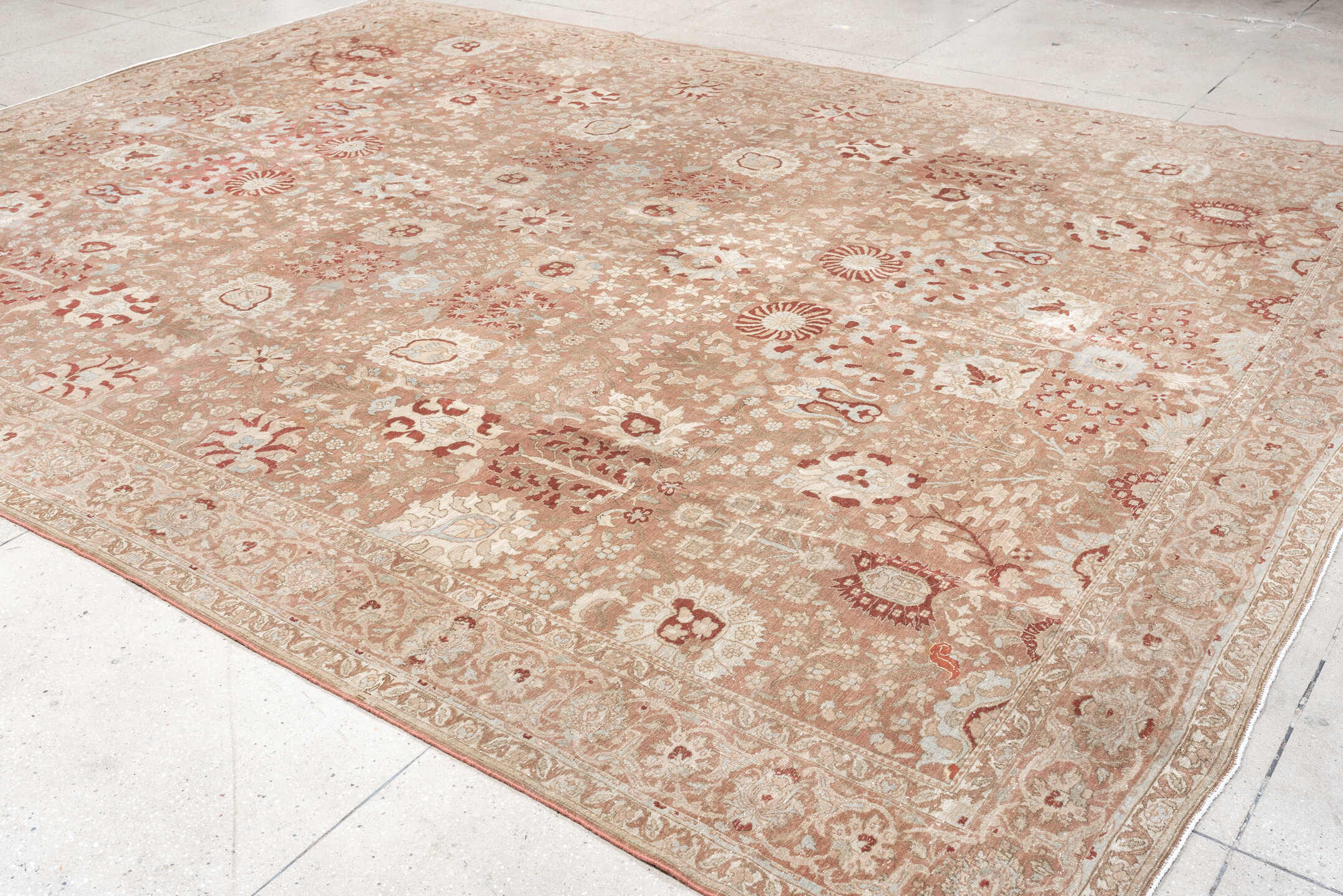 10' x 13' one-of-a-kind handmade antique Mahal large size rug. Color palette: rose, ivory, taupe, pale blue, rust, beige