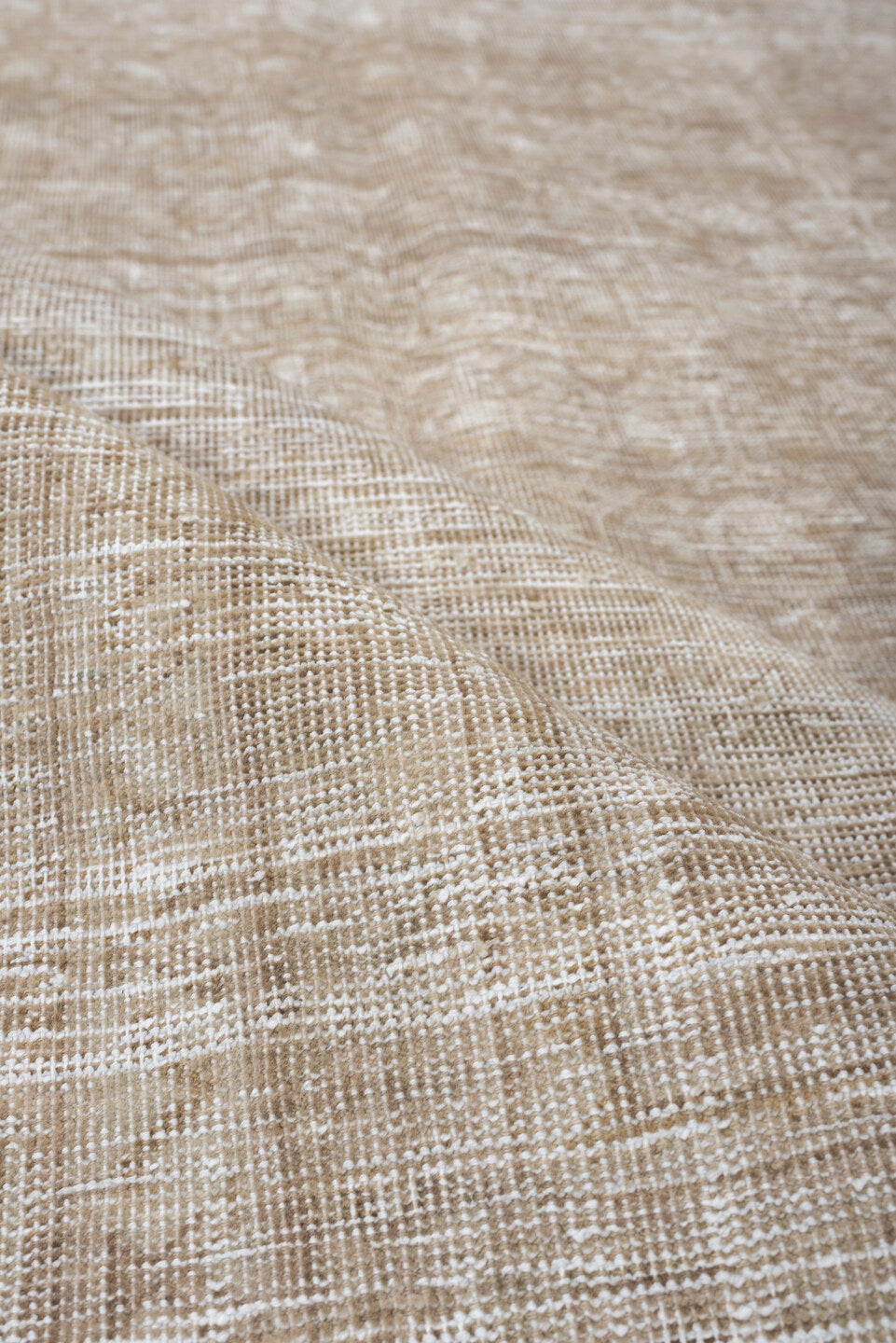 7' x 10' one-of-a-kind handmade antique Mahal large size rug. Color palette: ivory, beige, taupe, sand, cream, gray