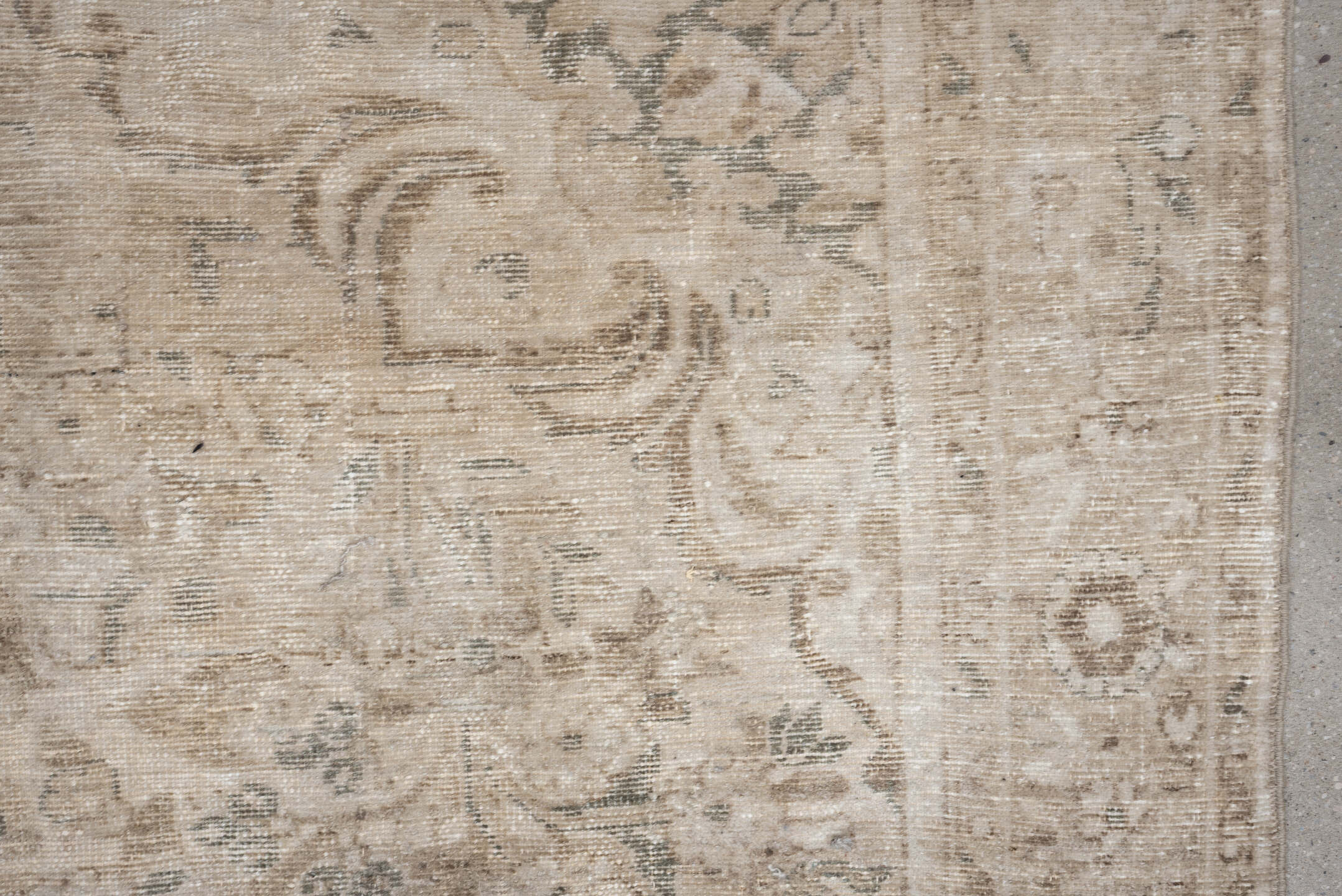5' x 7' one-of-a-kind handmade vintage Hamadan medium size rug. Color palette: ivory, beige, taupe, sand, pale blue, greige