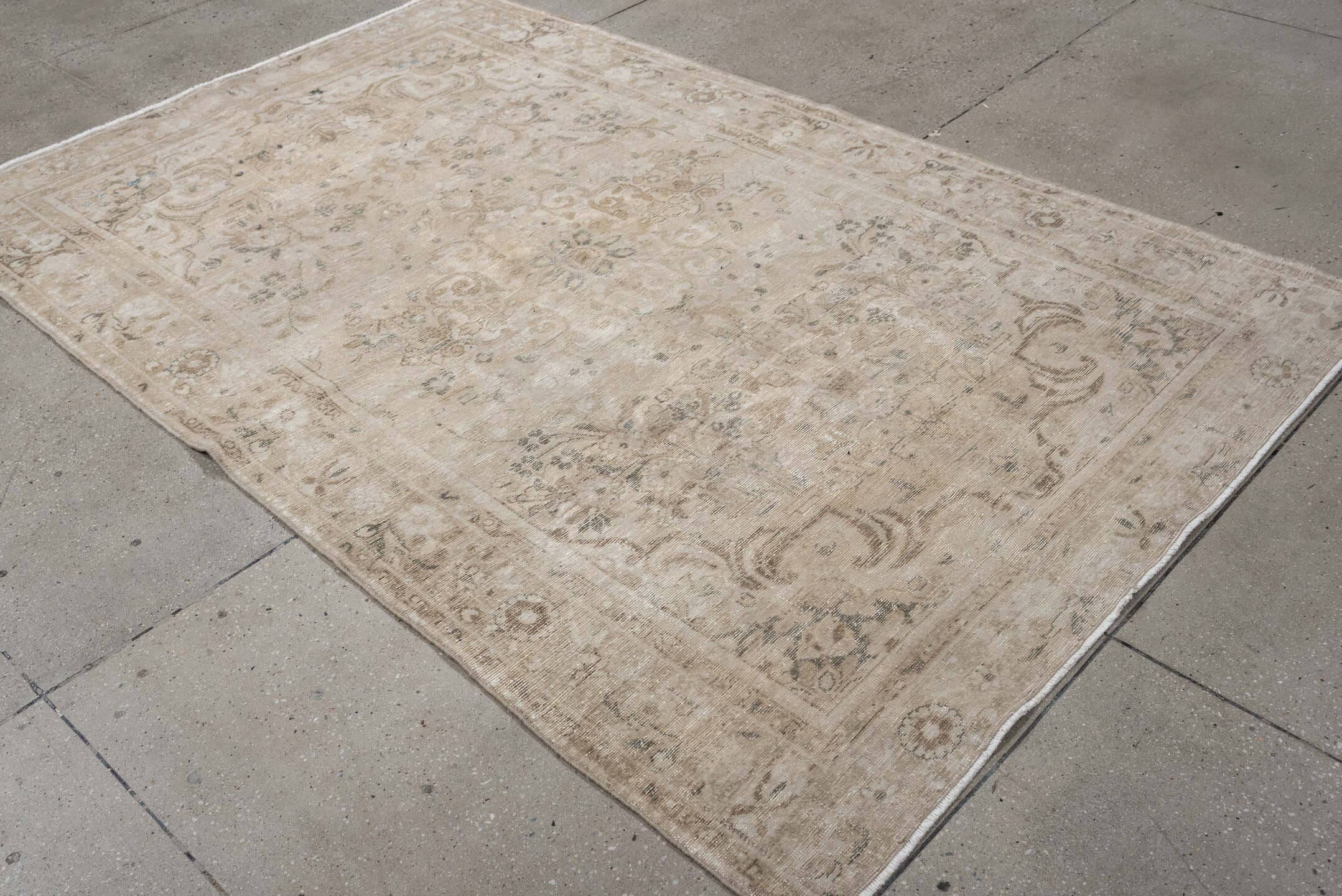 5' x 7' one-of-a-kind handmade vintage Hamadan medium size rug. Color palette: ivory, beige, taupe, sand, pale blue, greige