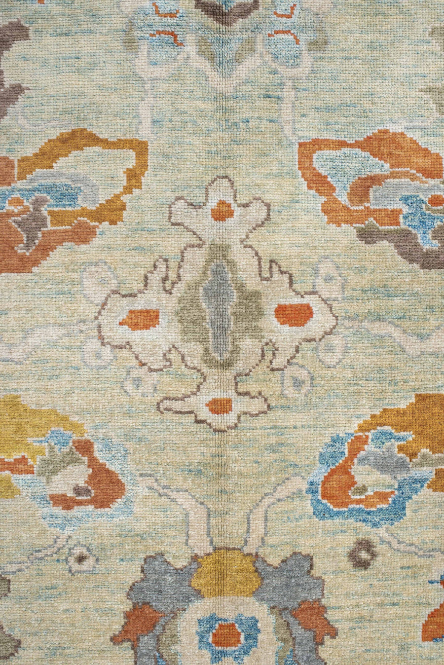 8' x 10' one-of-a-kind handmade vintage Sultanabad large size rug. Color palette: aqua, ivory, rust, sky blue, taupe, gold