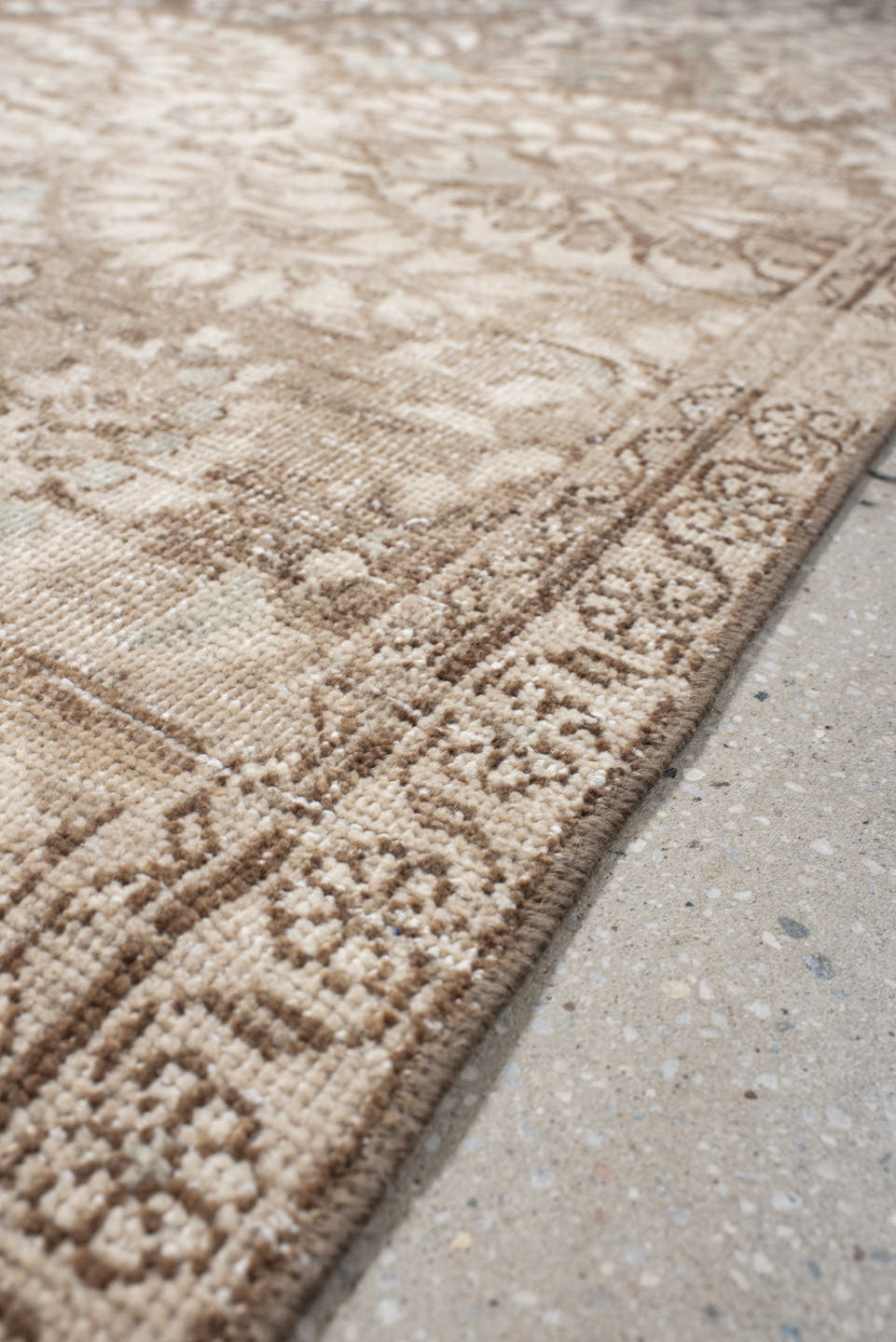 3' x 9' one-of-a-kind handmade antique Hamadan runner rug. Color palette: ivory, taupe, brown, beige, aqua, camel, gray