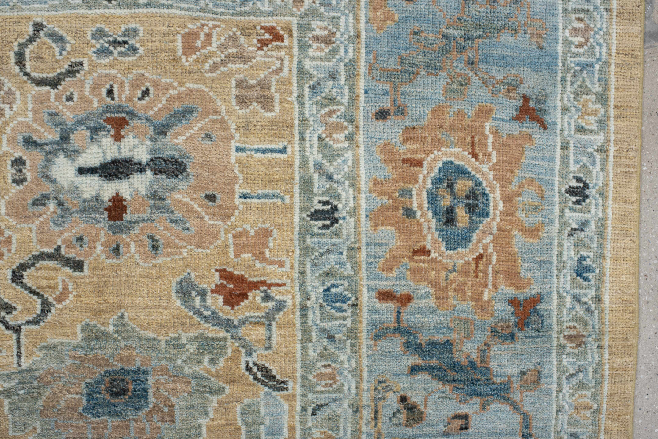 7' x 9' one-of-a-kind handmade vintage Sultanabad large size rug. Color palette: sky blue, tan, ivory, slate, camel, rust
