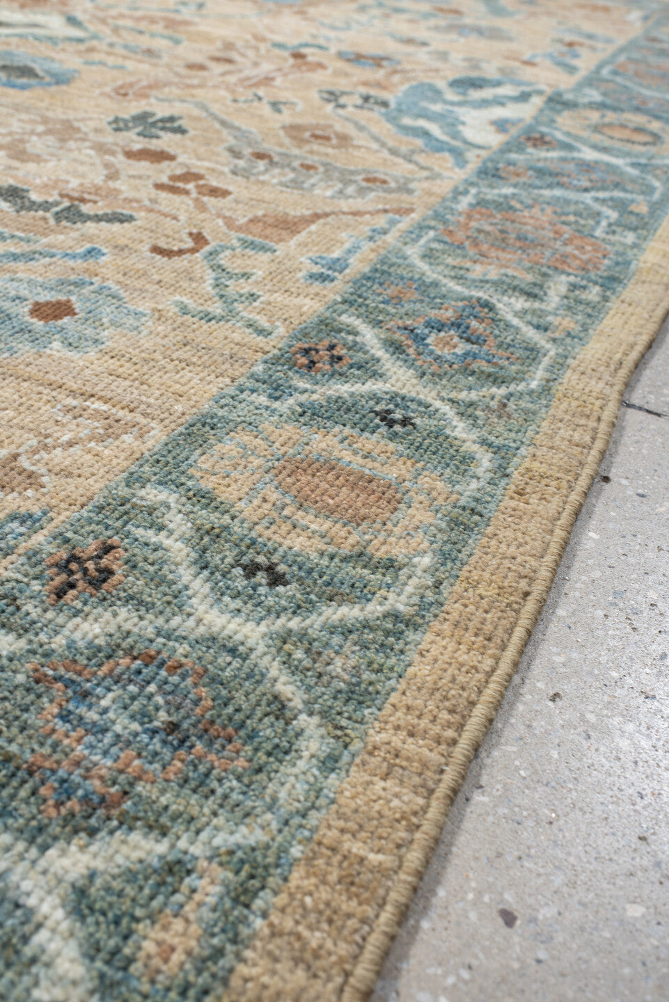 5' x 7' one-of-a-kind handmade vintage Sultanabad rug. Color palette: beige, aqua, ivory, taupe, terracotta, slate, camel