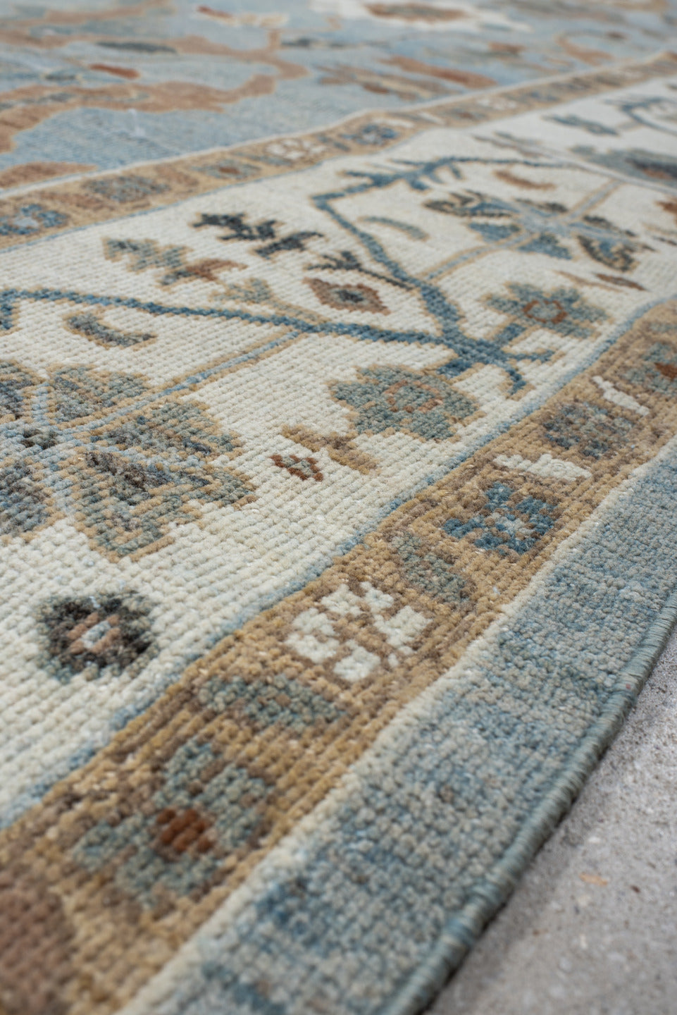8' x 11' one-of-a-kind handmade vintage Oushak large size rug. Color palette: light blue, ivory, taupe, beige, slate