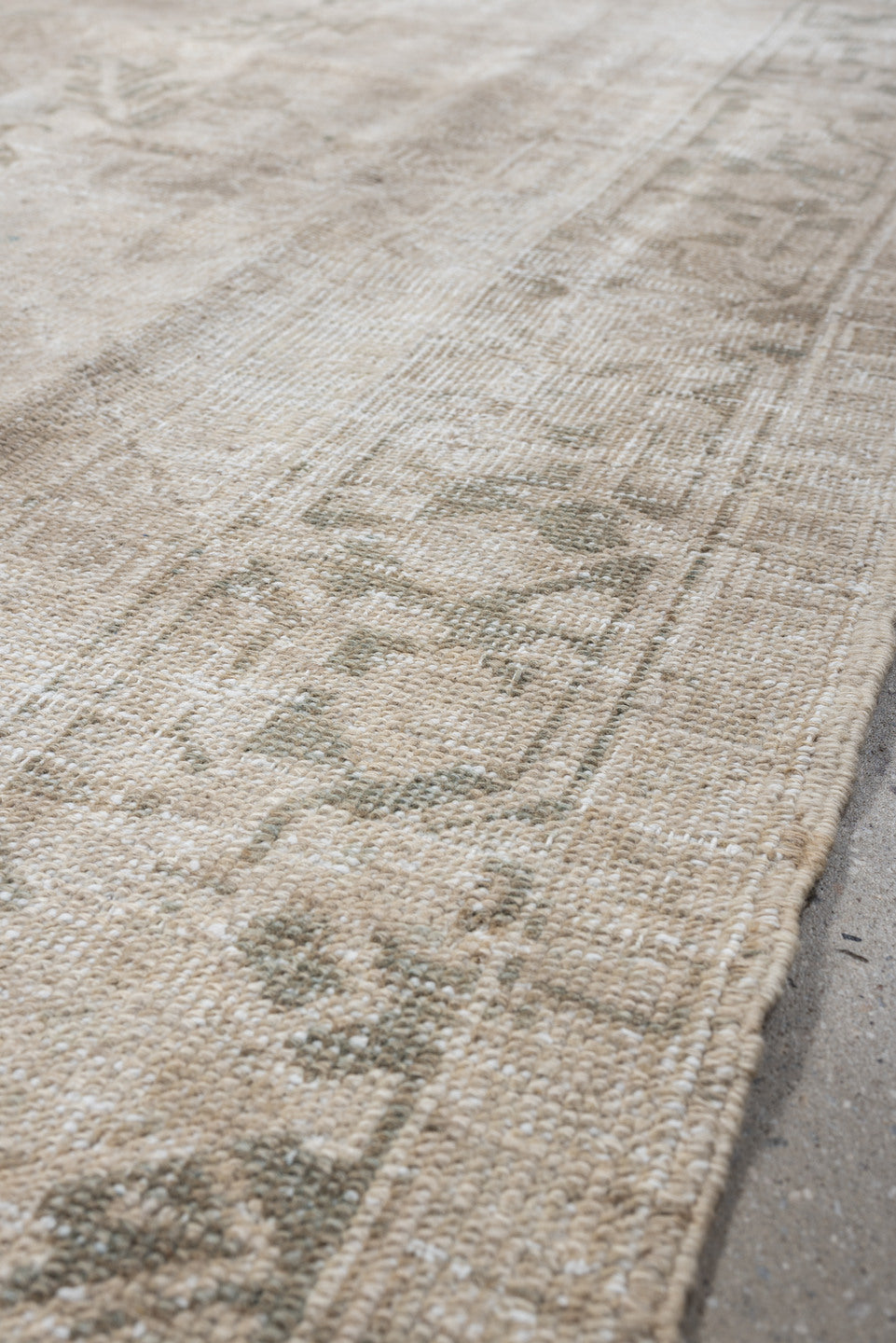 6' x 8' one-of-a-kind handmade vintage Heriz medium size rug. Color palette: ivory, cream, taupe, sage, beige, light gray