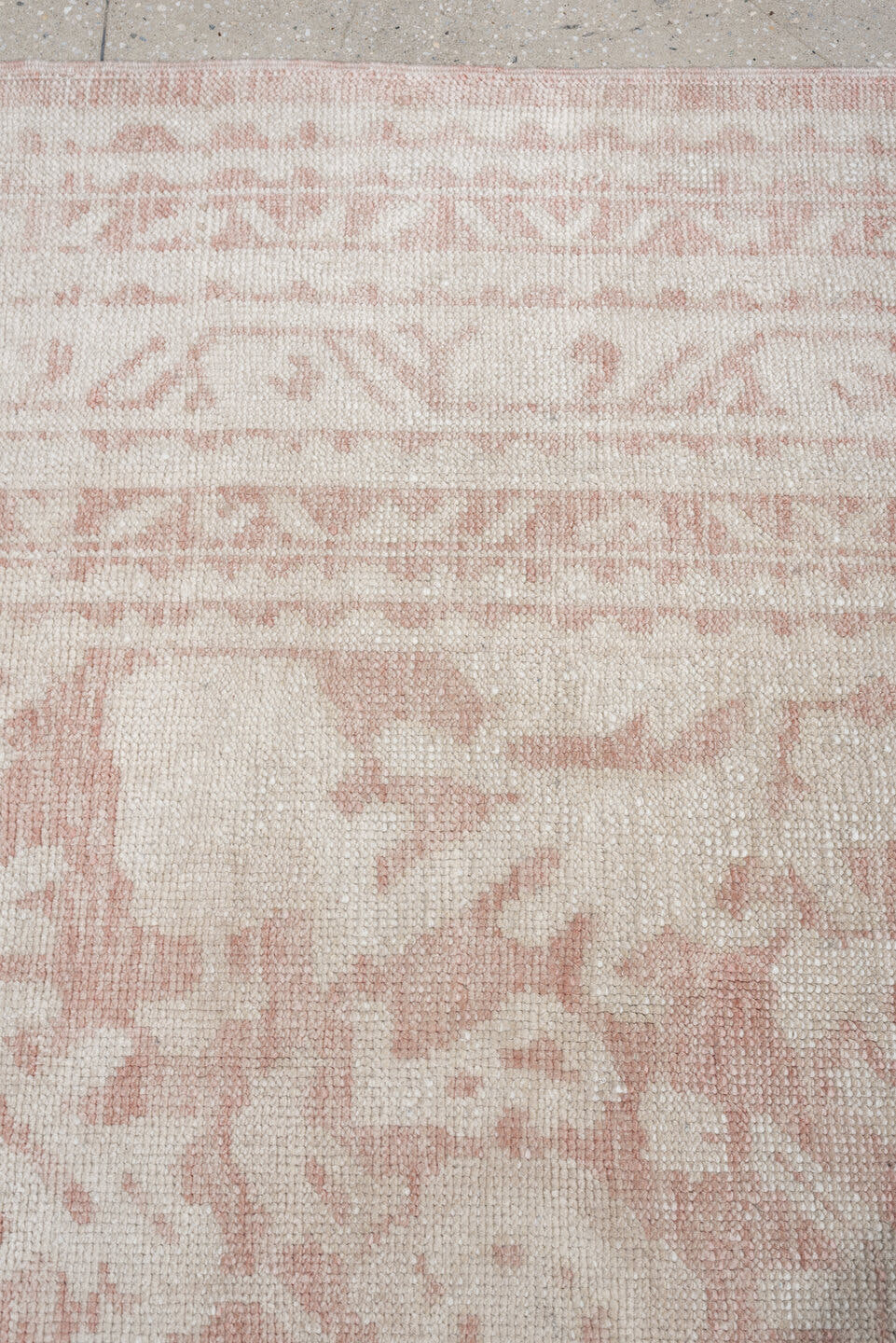 9' x 11' one-of-a-kind handmade vintage Oushak large size rug. Color palette: ivory, blush, rose, pale pink, beige, taupe