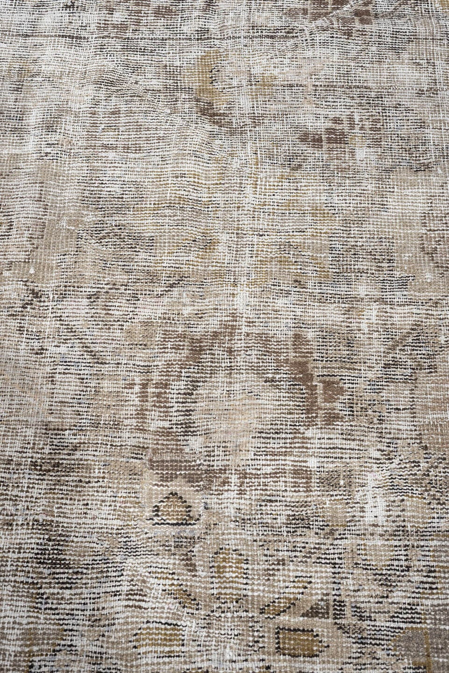8' x 9' one-of-a-kind handmade antique Mahal large size rug. Color palette: ivory, taupe, beige, charcoal, camel, brown