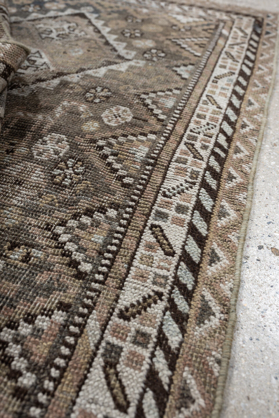 2' x 3' one-of-a-kind handmade antique Shiraz small size rug. Color palette: taupe, ivory, charcoal, brown, camel, slate