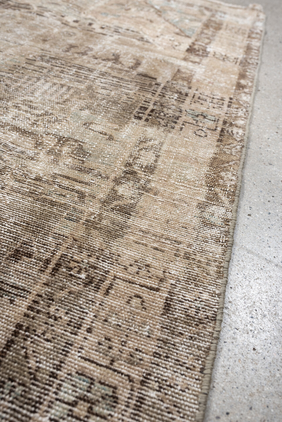 4' x 6' one-of-a-kind handmade antique Hamadan small size rug. Color palette: ivory, taupe, beige, blue gray, charcoal