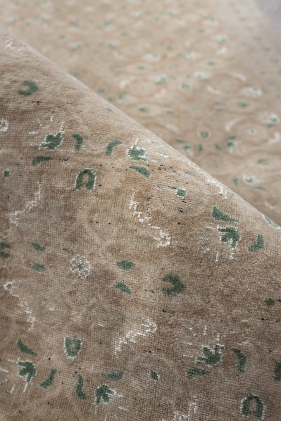 2' x 4' one-of-a-kind handmade antique Sivas small size rug. Color palette: taupe, sage, ivory, beige, gray, green