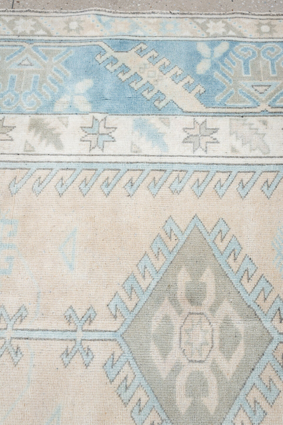 10' x 10' one-of-a-kind handmade antique Oushak large size rug. Color palette: ivory, powder blue, pale gray, taupe, slate