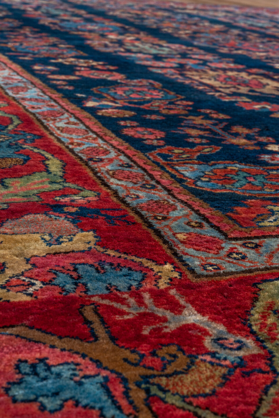 6' x 9' one-of-a-kind handmade vintage Bidjar medium size rug. Color palette: blue, brown, gray, off-white, red, snow, white