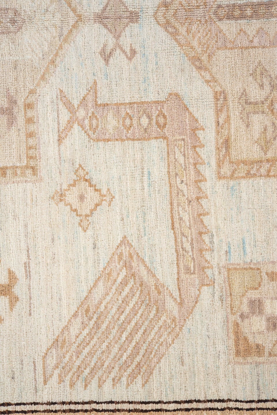5' x 8' one-of-a-kind handmade vintage Sivas medium size rug. Color palette: ivory, beige, taupe, camel, pale blue, sand